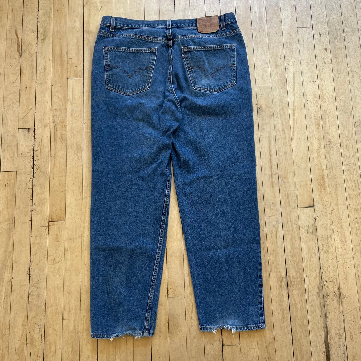 90s Levi 550 Dark wash Denim Jeans Sz 42x32