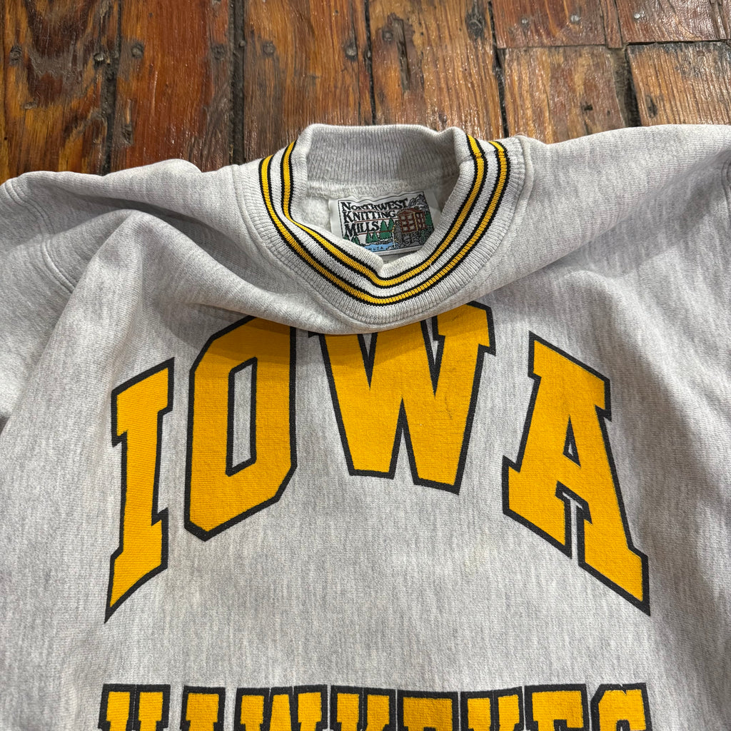 Vintage Iowa Hawkeyes SpellOut CrewNeck Sz L