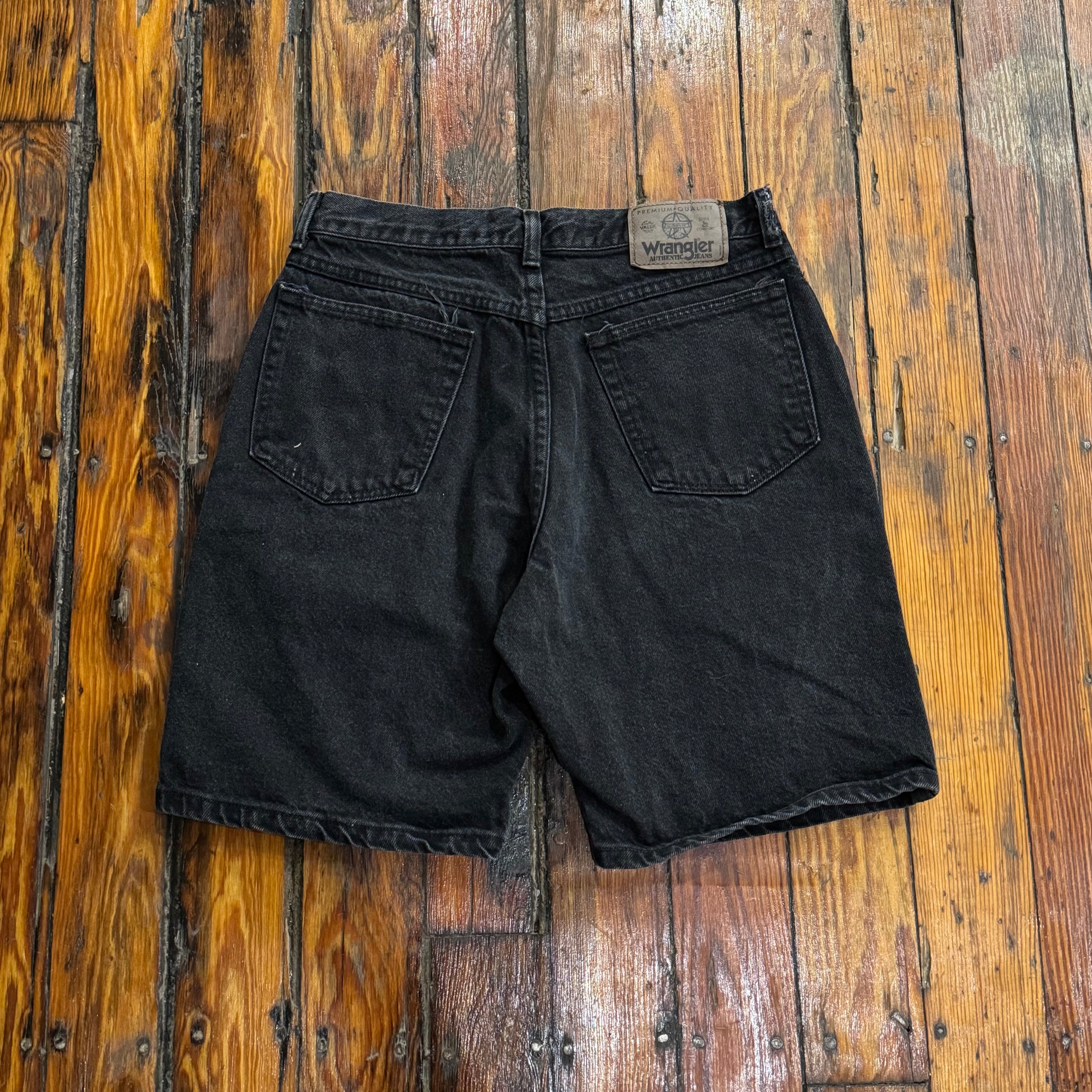 Vintage Wrangler BLK Denim Jean Shorts Sz 30