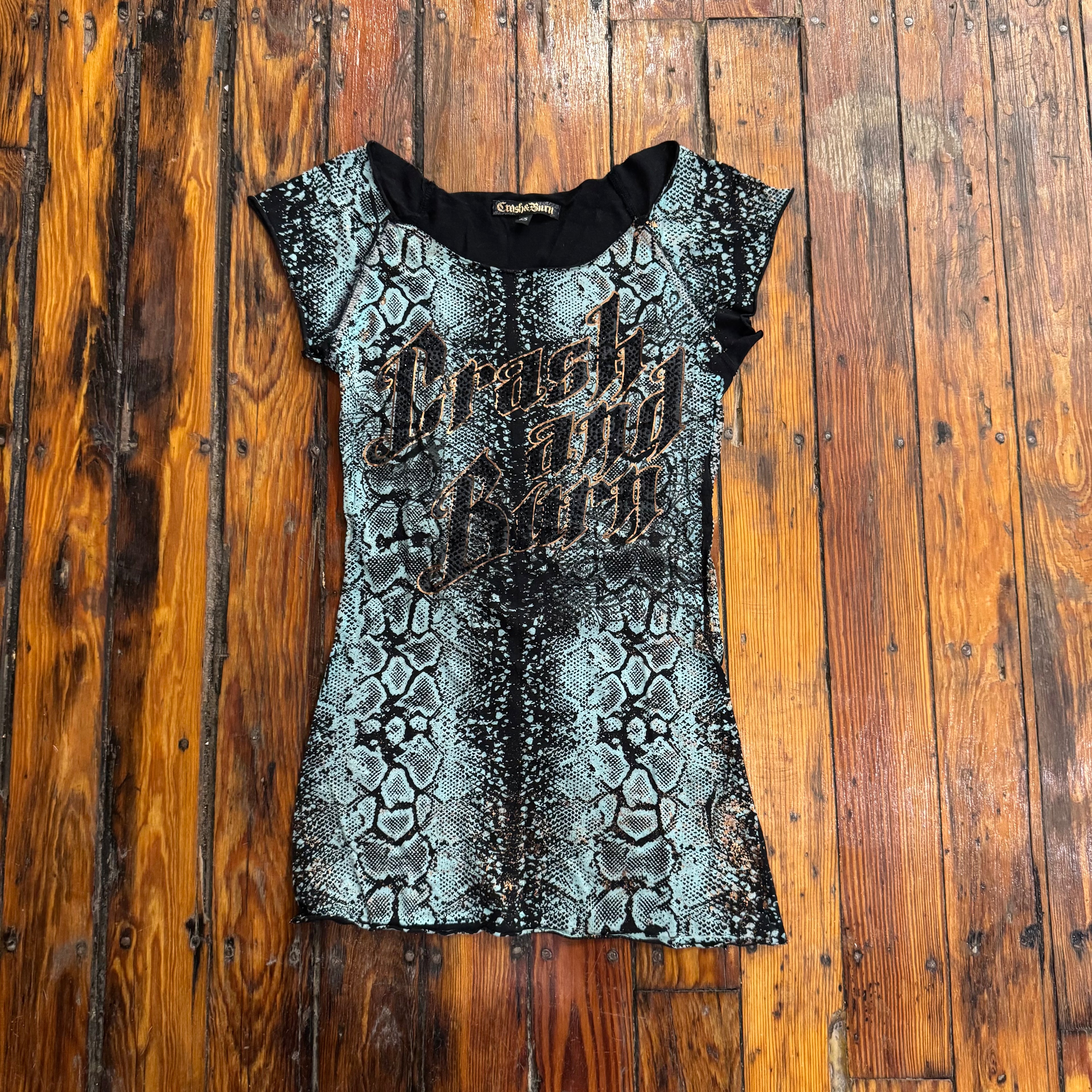 Y2K Crash & Burn T-shirt Sz M