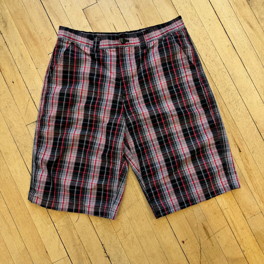 Vintage Y2K Plaid SouthPole Shorts Sz 36