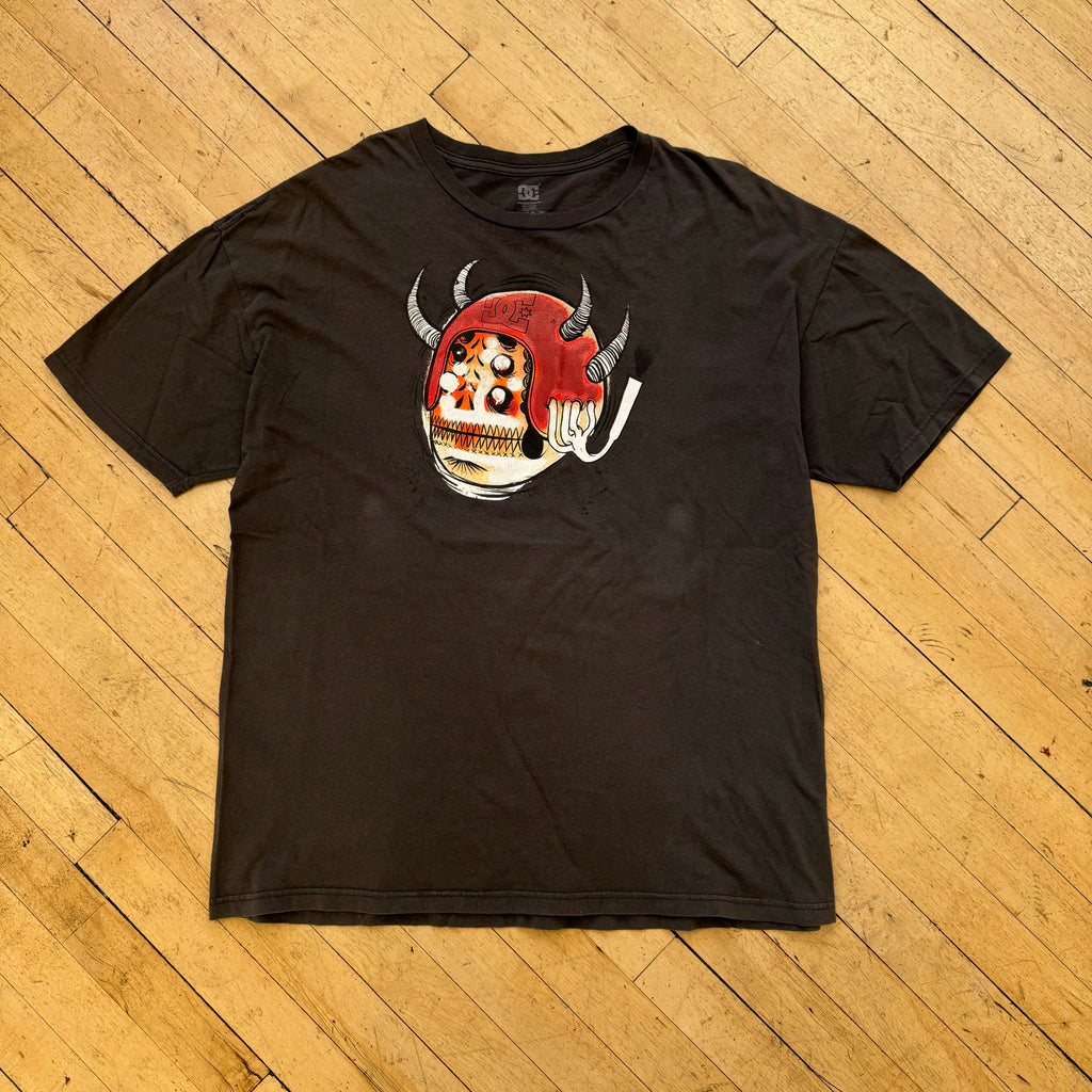 Y2K DC Helmet Horn T-shirt Sz L
