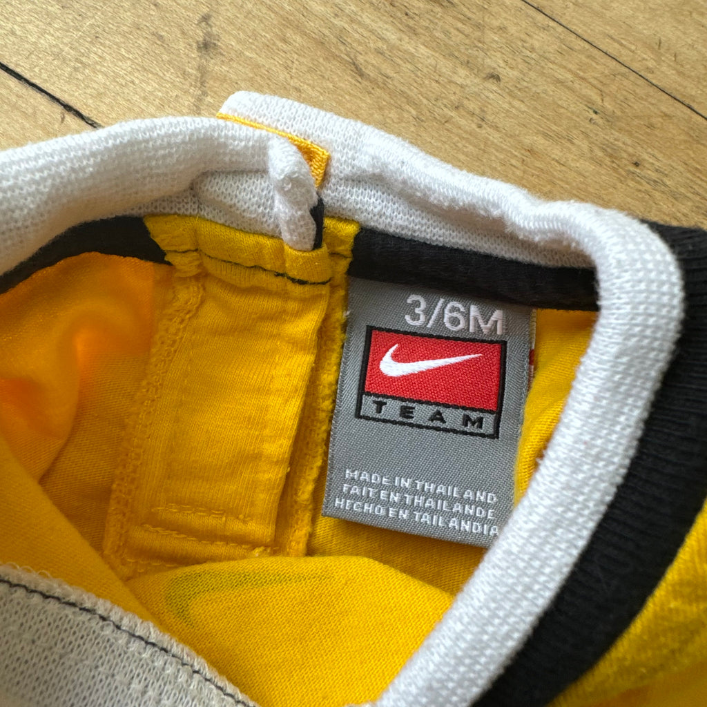 Vintage Nike Iowa Hawkeyes Onesie Sz 3-6 MTHS