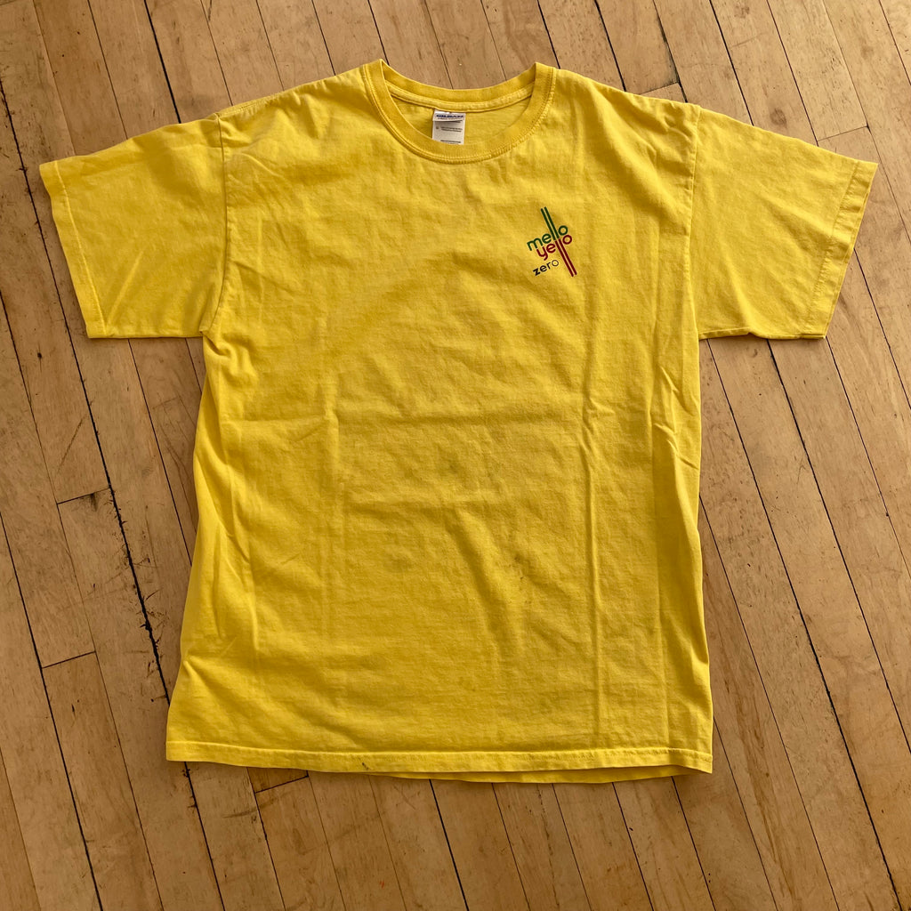 2000s Mello Yellow Zero T-shirt Sz L