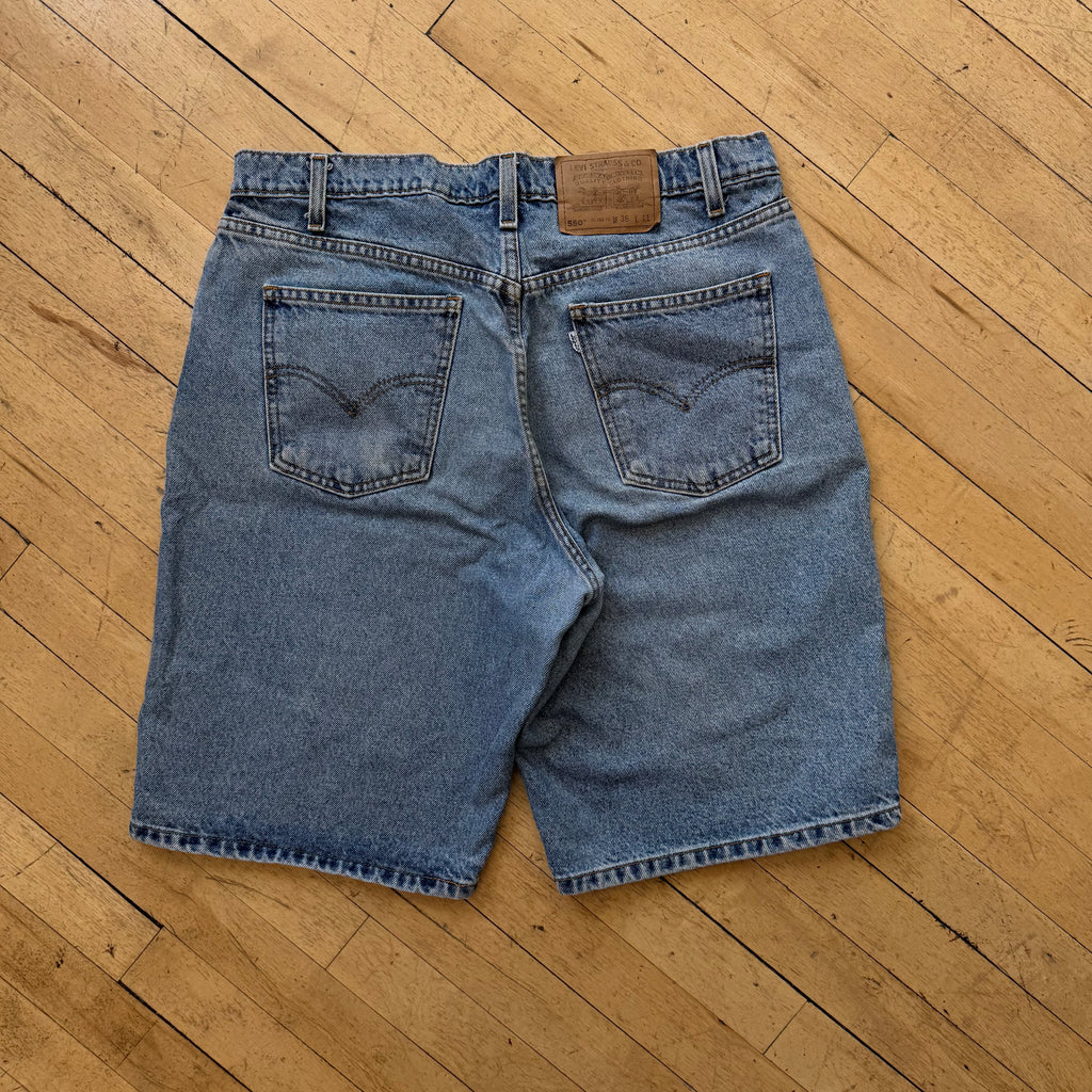 Vintage Levi 550 Denim Jean Shorts Sz 36