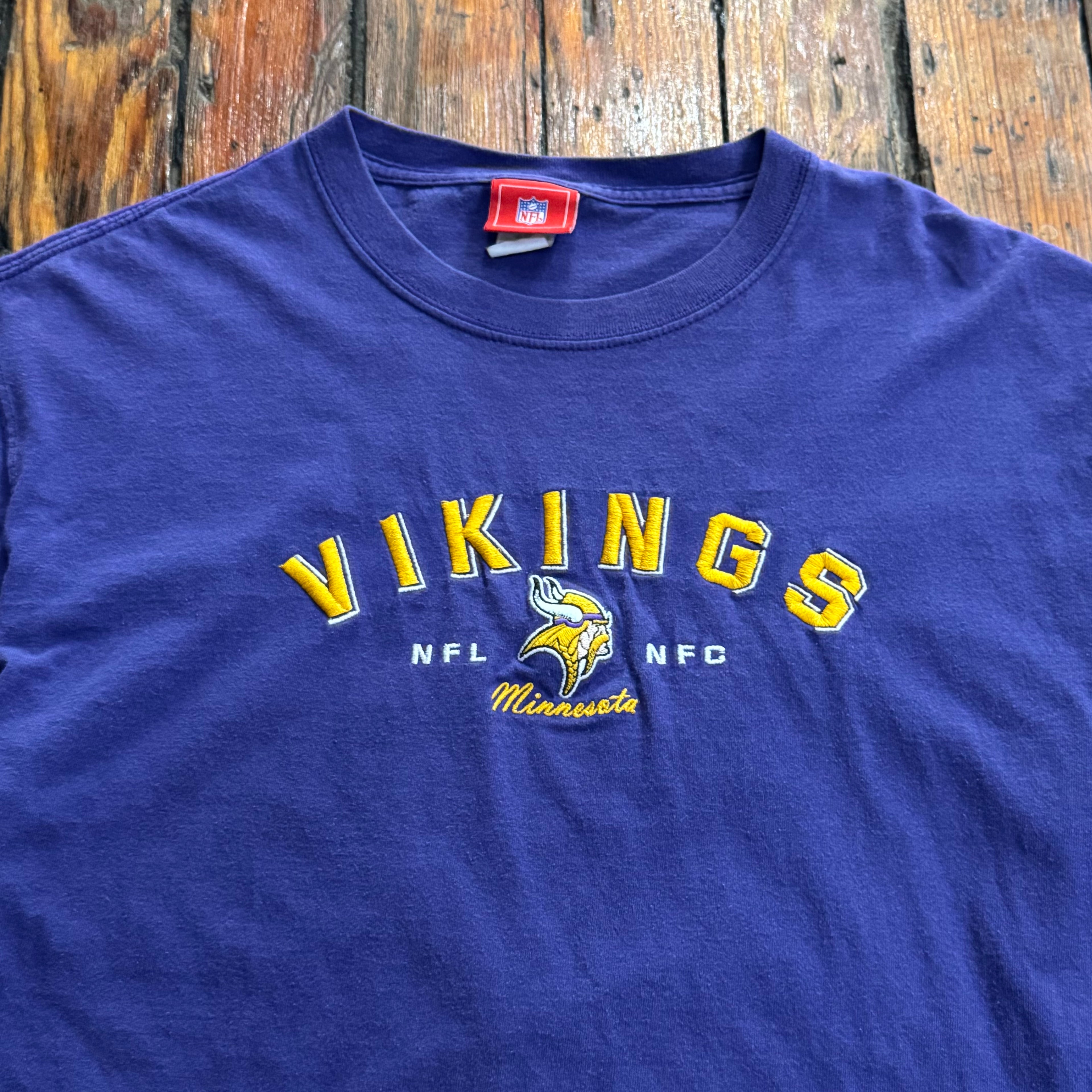 Vintage Minnesota Vikings SpellOut T-shirt Sz L