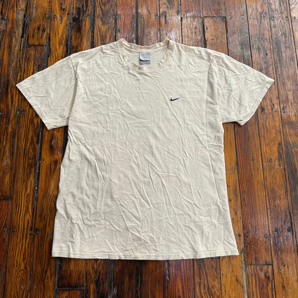 Vintage Nike Simple Swoosh T-shirt