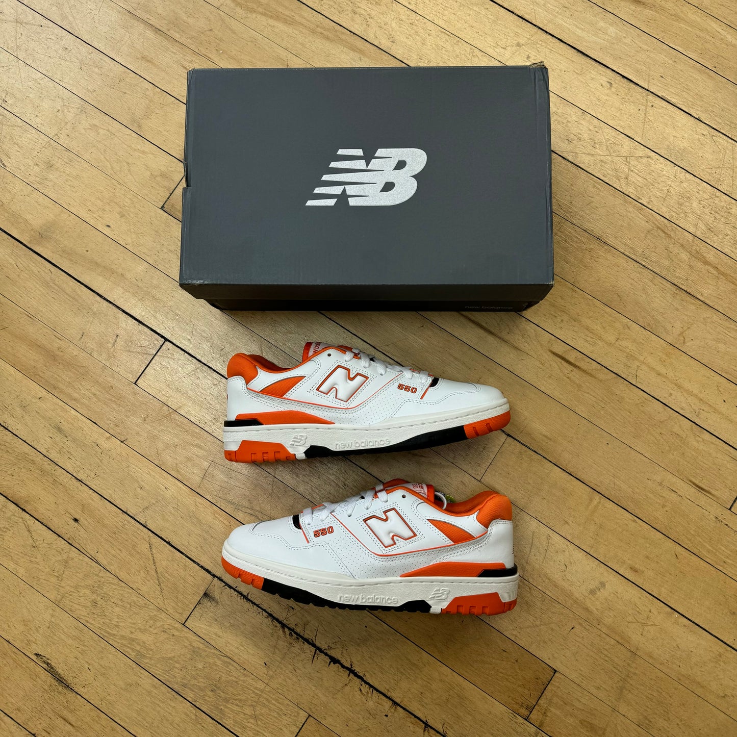 New Balance 550 Orange Sz 9