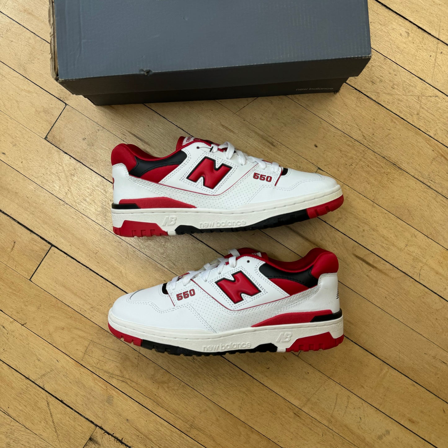 New Balance 550 Red / Black Sz 10 (DS)