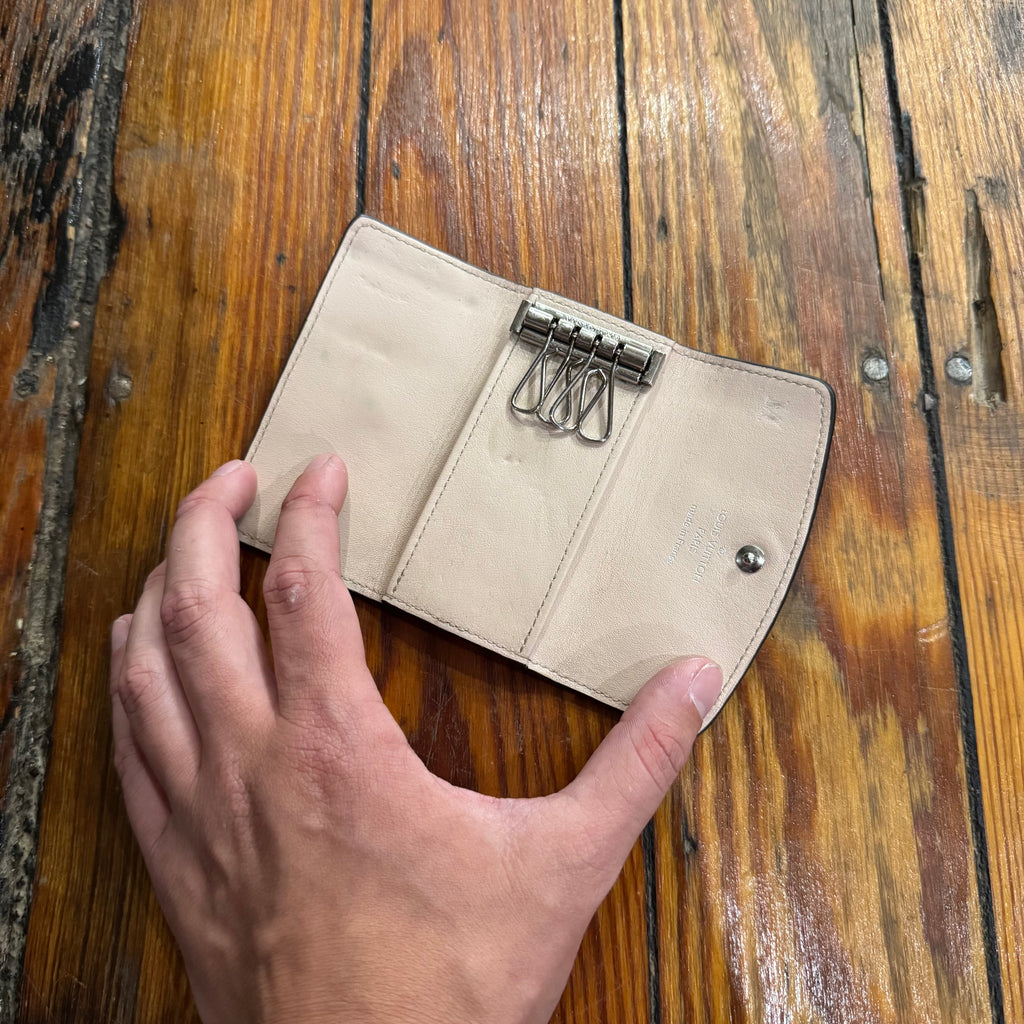 LV Mahina leather key case