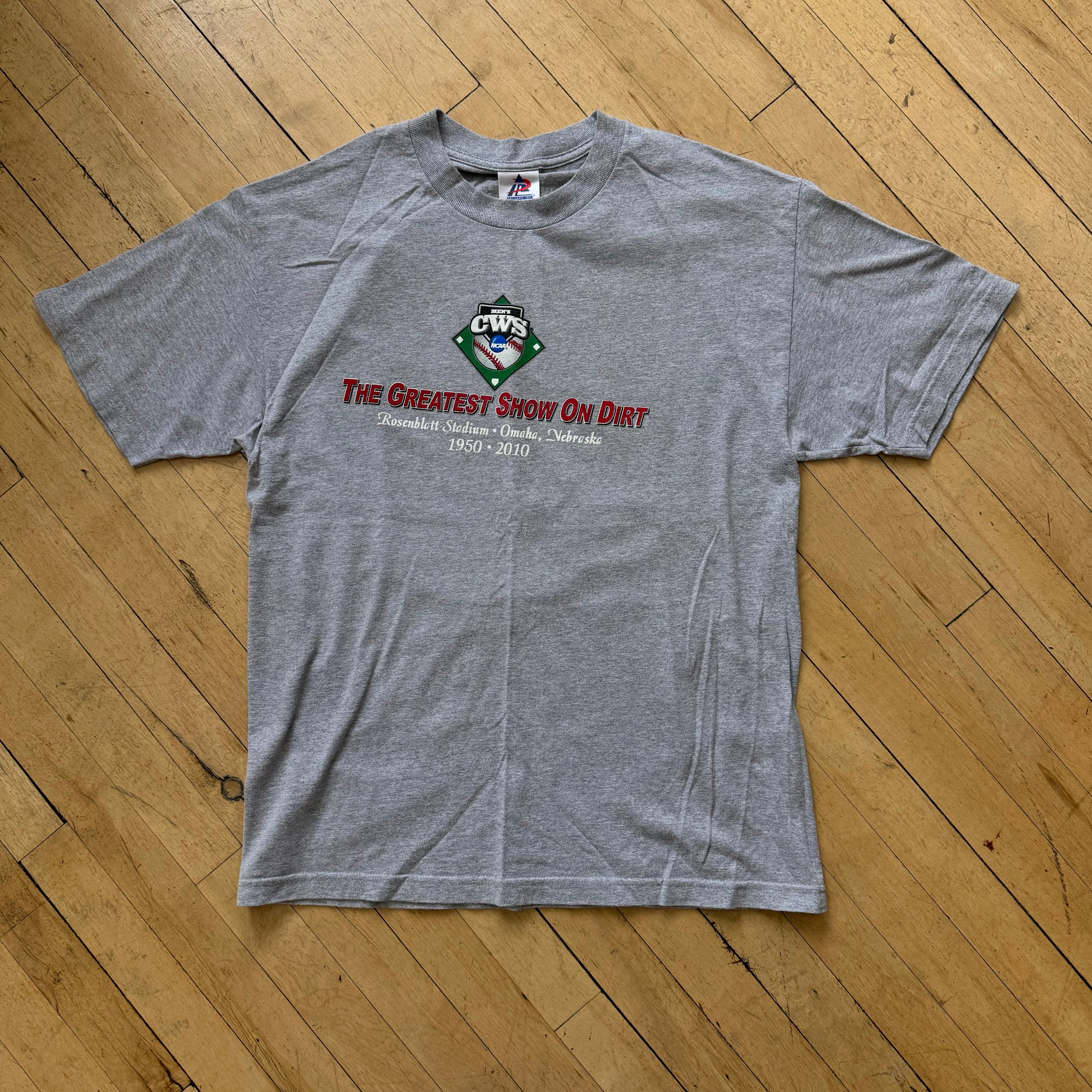 2010 College world Series T-shirt Sz L