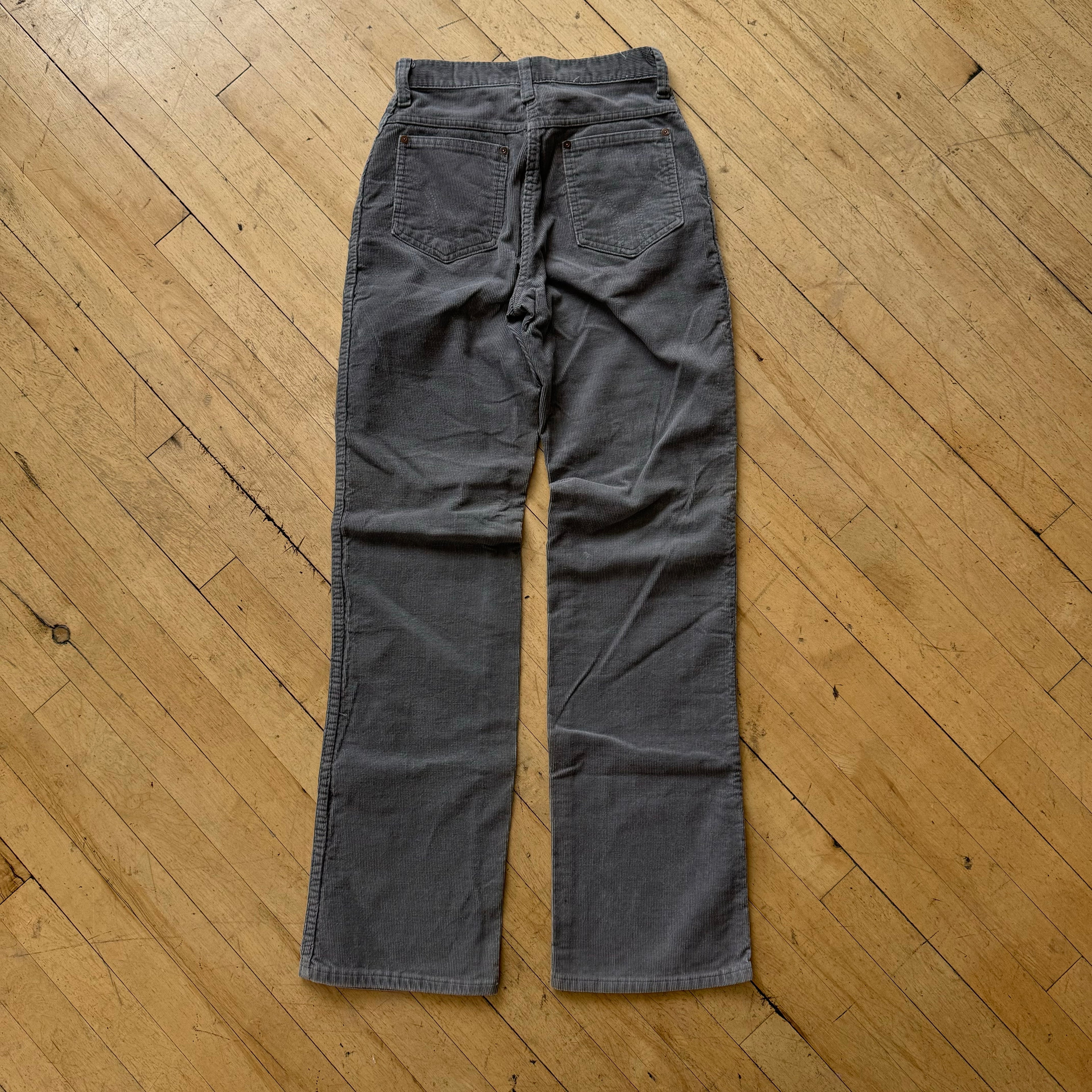 Vintage Levi’s Corduroy Pants Sz 20x30
