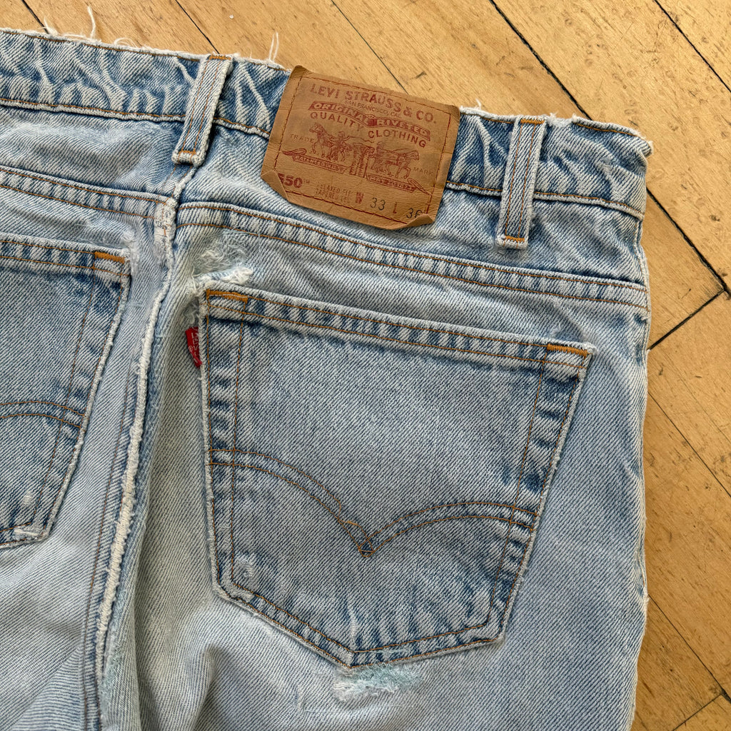 Vintage Levi 550 Light wash denim Jeans Sz 33x36