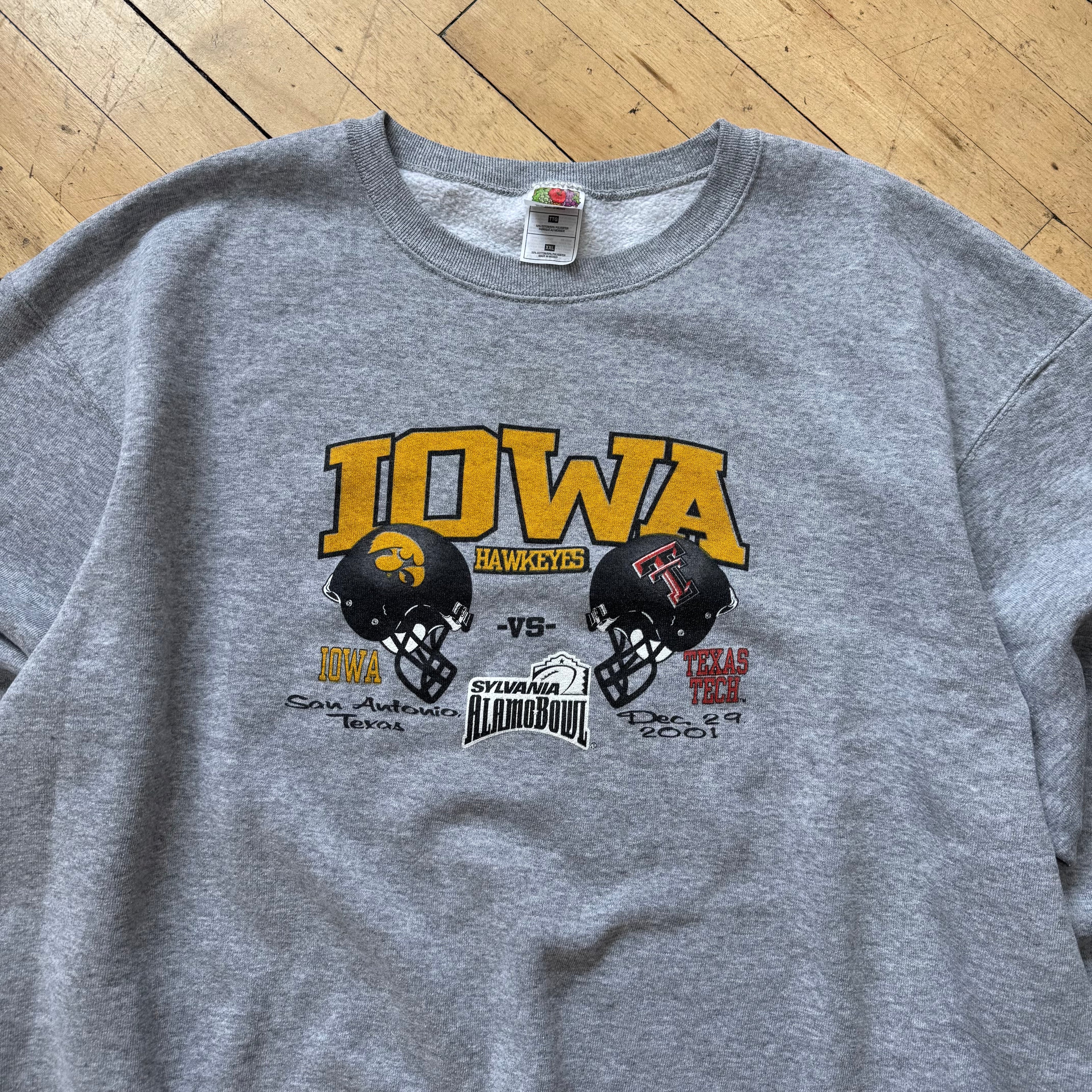 Vintage Iowa Vs Texas Tech Bowl CrewNeck Sz XXL