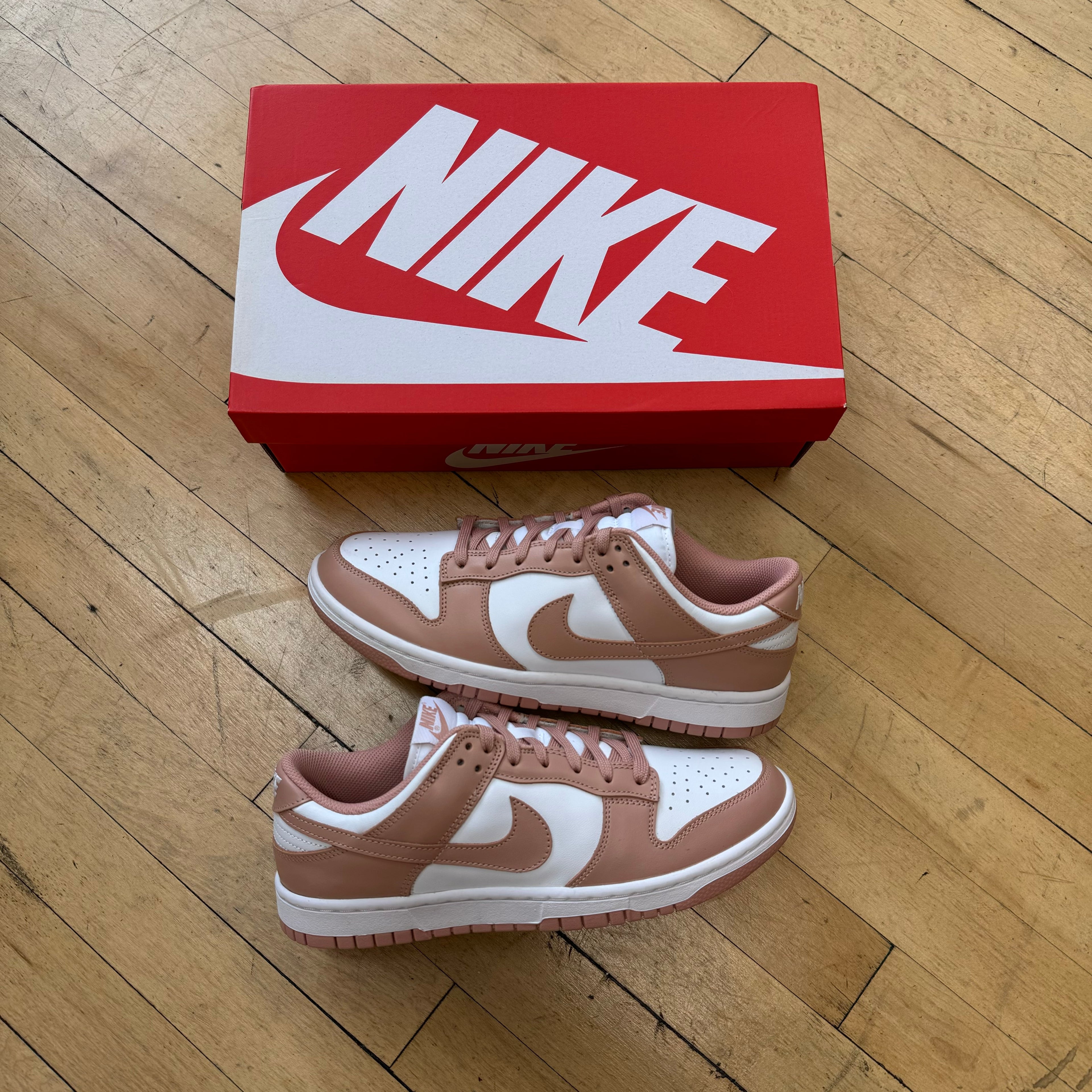 Nike Dunk Low Rose Whisper Sz 9.5w (DS)