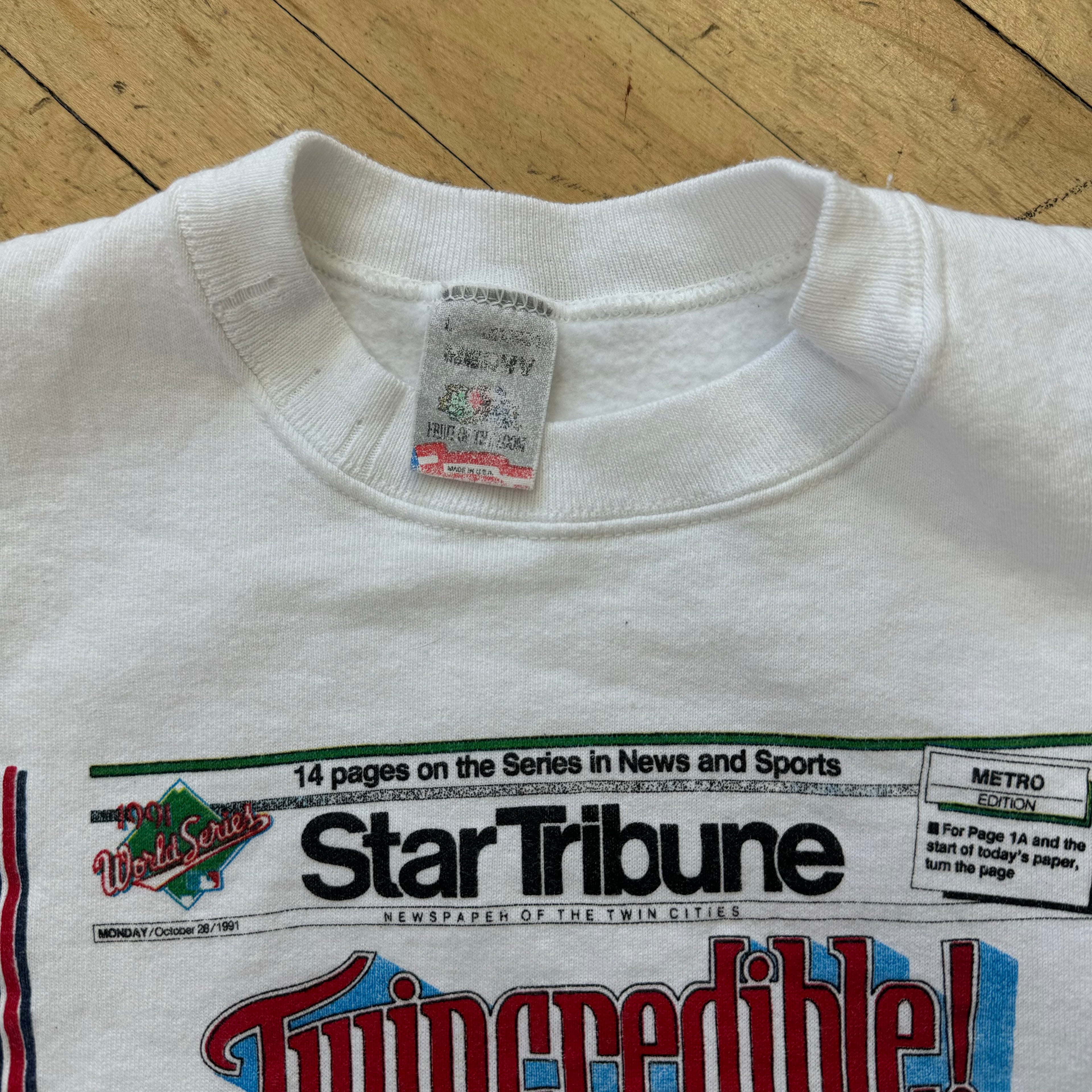 Vintage Star Tribune Minnesota Twins CrewNeck Sz L