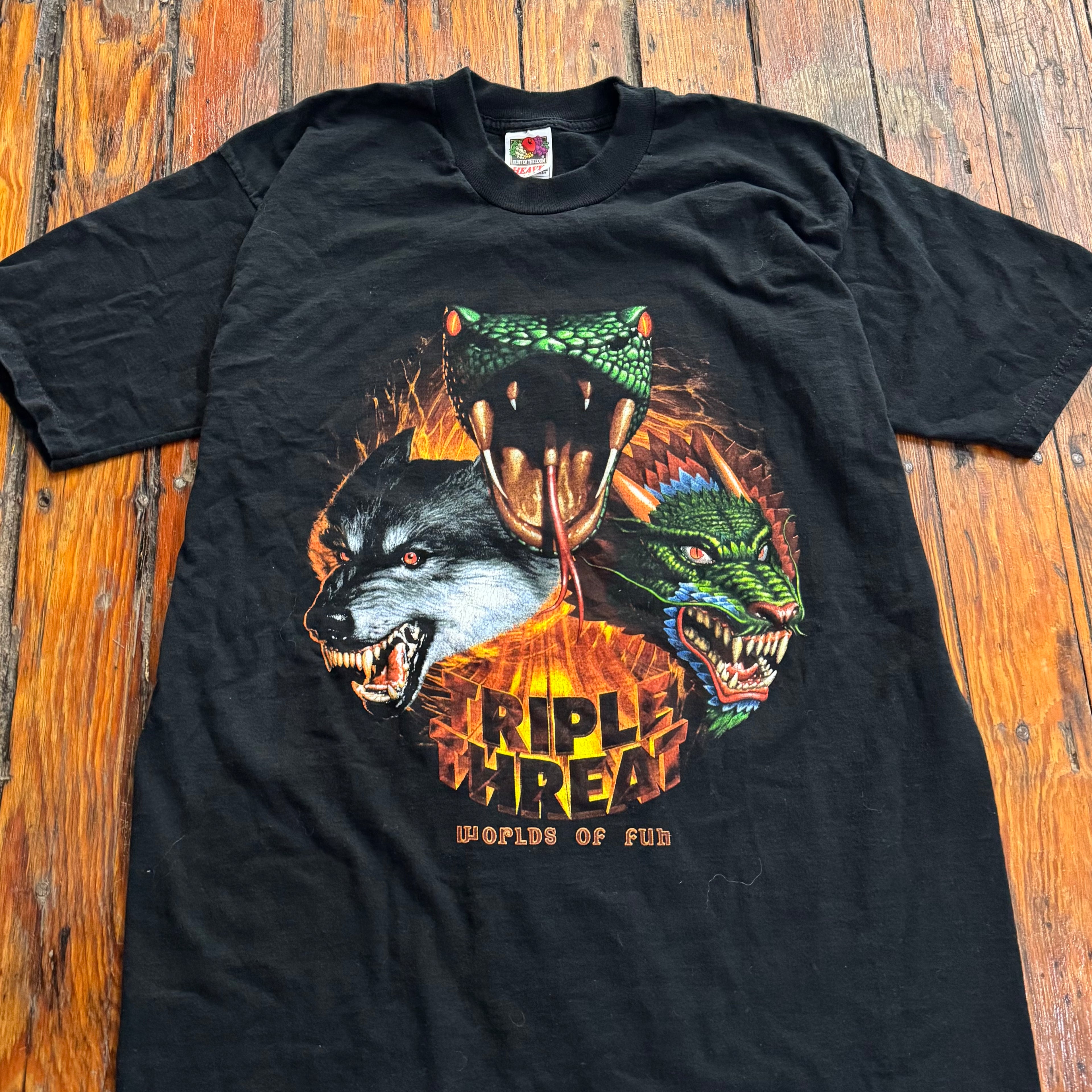 Vintage Worlds of Fun Triple Threat T-shirt Sz XL