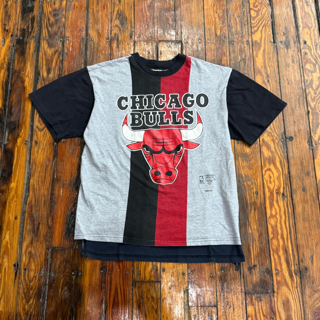 Vintage Chicago Bulls Striped Logo T-shirt Sz M