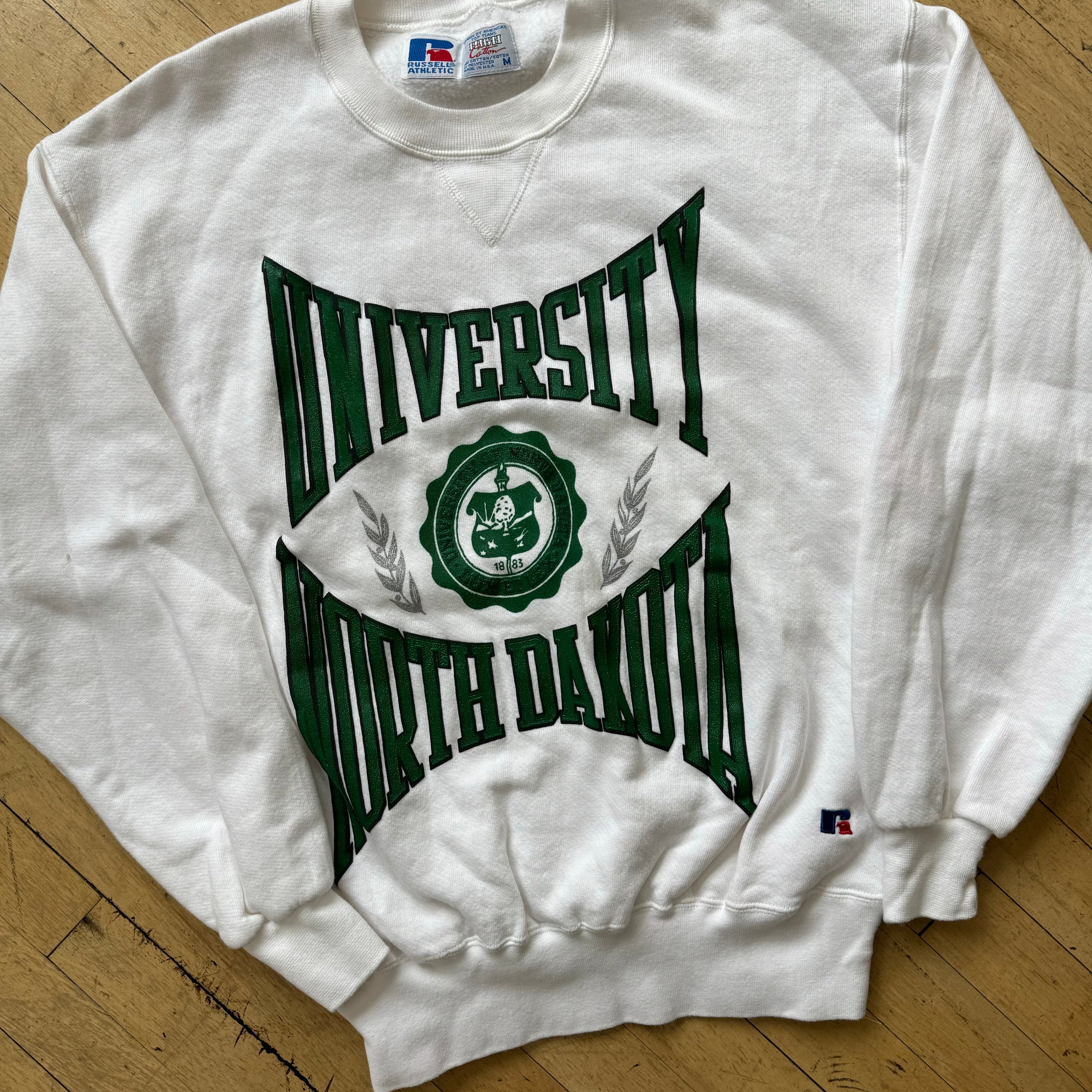 Vintage University Of North Dakota CrewNeck Sz M