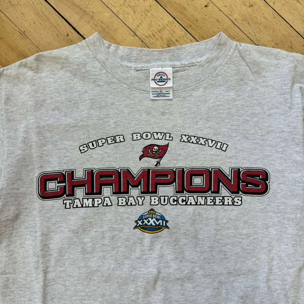Vintage Tampa Bay Buccaneers T-shirt Sz M