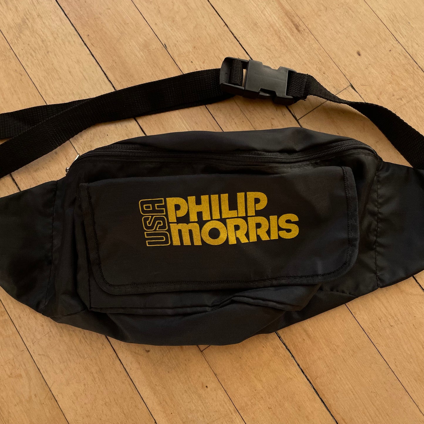 90s Philip Morris USA Fanny Pack ￼