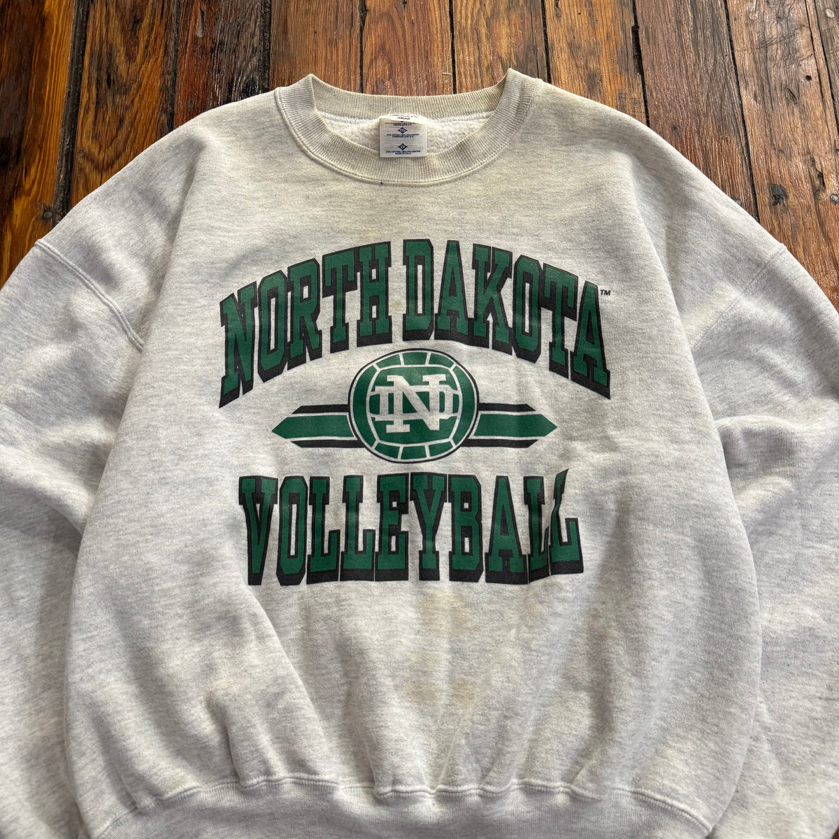 Vintage North Dakota Volleyball Crewneck Sz M