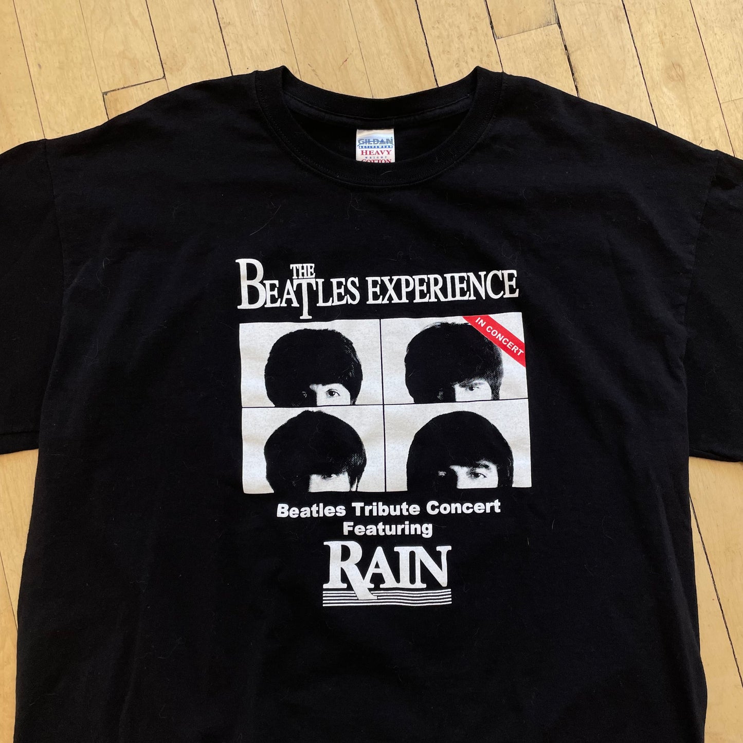 2000s The Beatles Experience In concert T-shirt Sz L