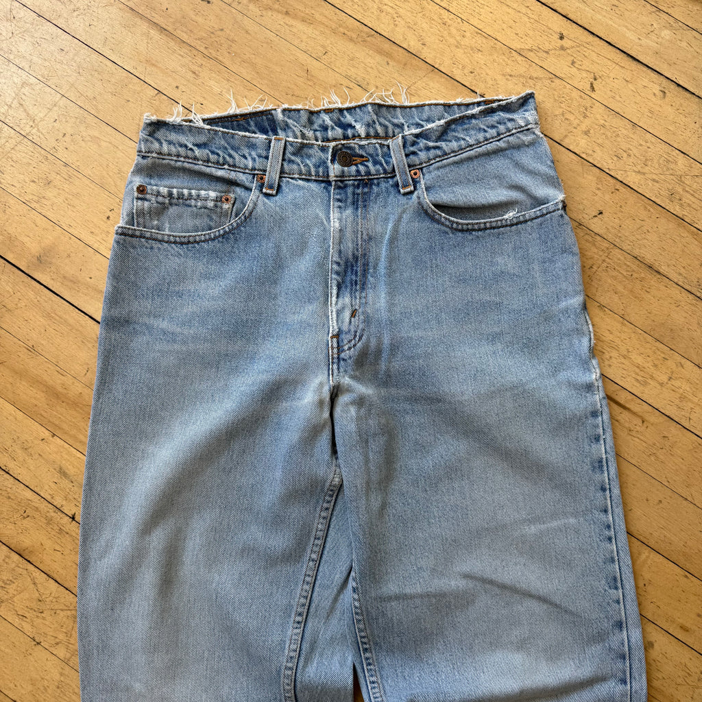 Vintage Levi 550 Light Wash Jeans Sz 33x36