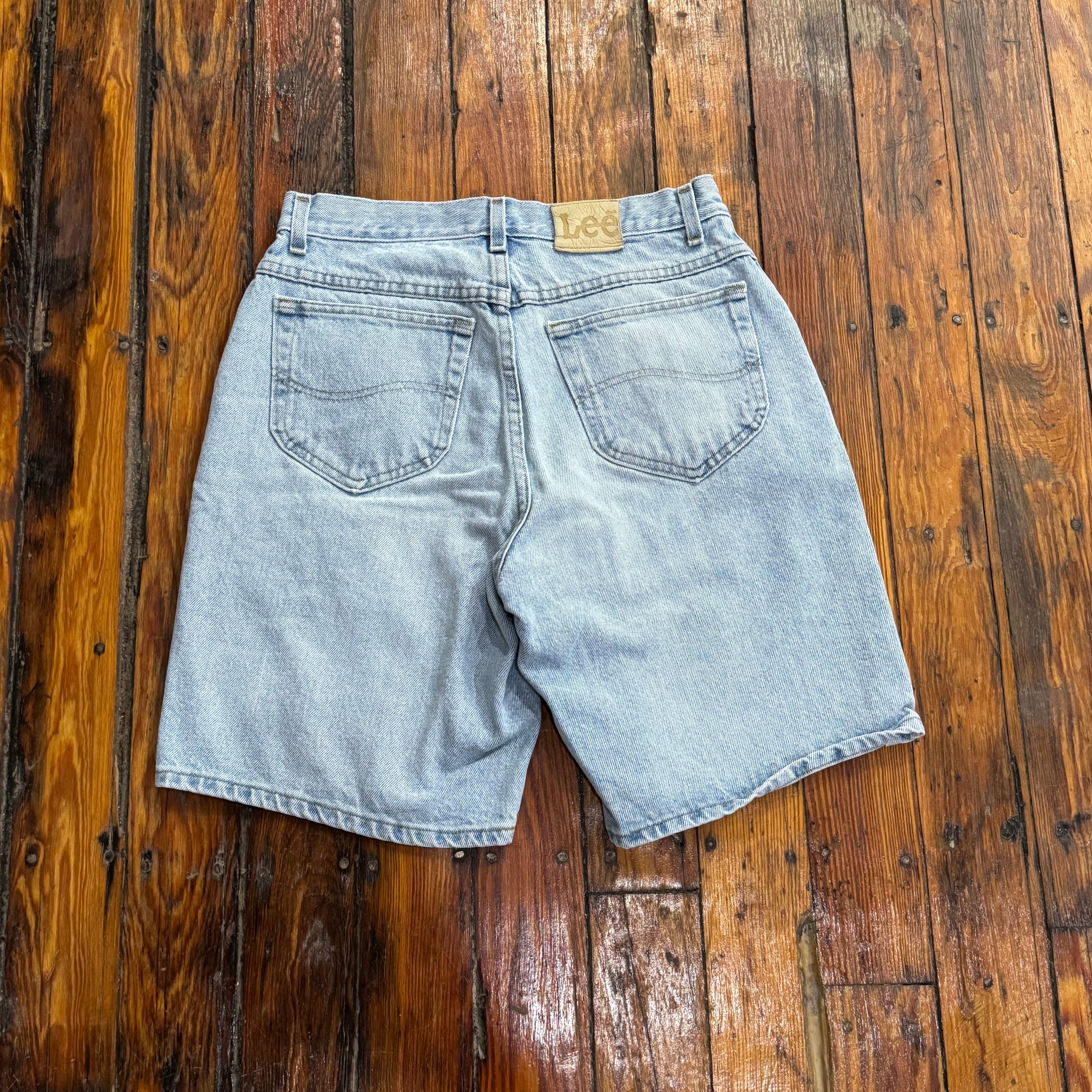 Vintage Light Wash Denim Jean Shorts Sz 28