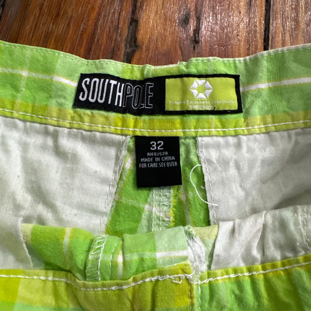 Y2K Plaid SouthPole Khaki Shorts Sz 32