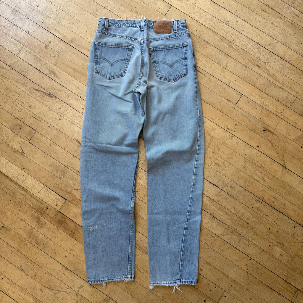 Vintage Levi 550 Light Wash Jeans Sz 33x36