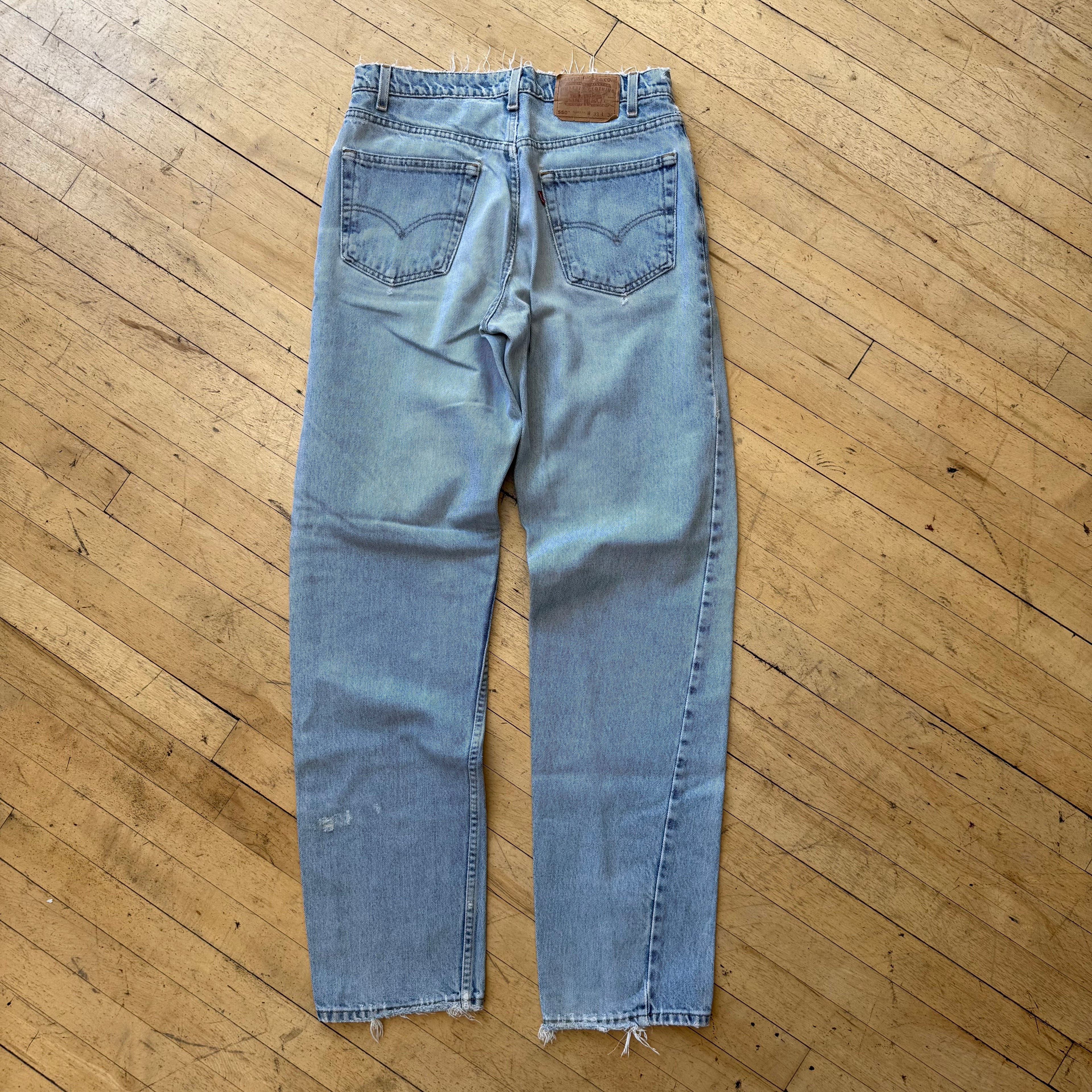 Vintage Levi 550 Light Wash Jeans Sz 33x36