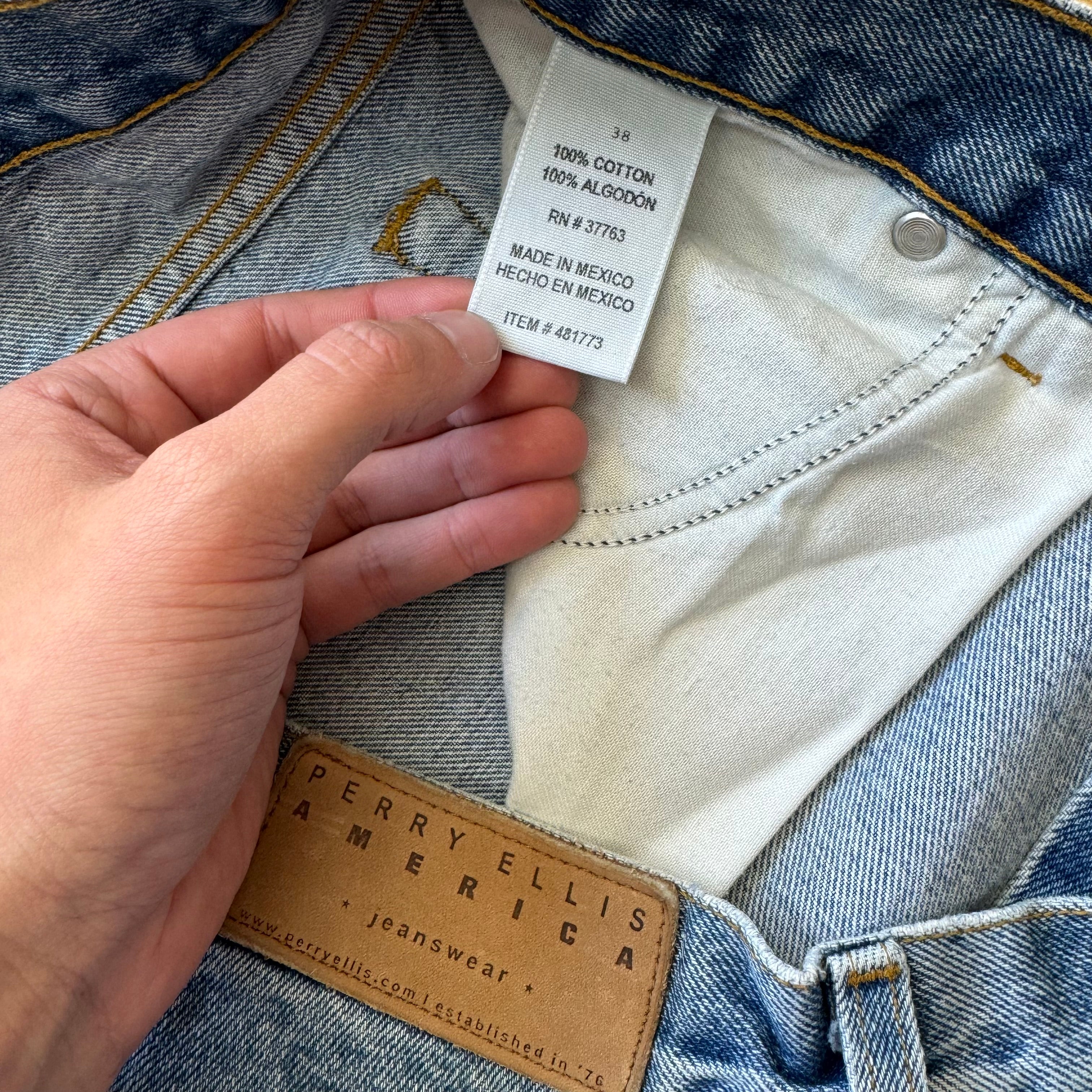 Vintage Perry Ellis Light Wash Denim Jean Shorts Sz 38