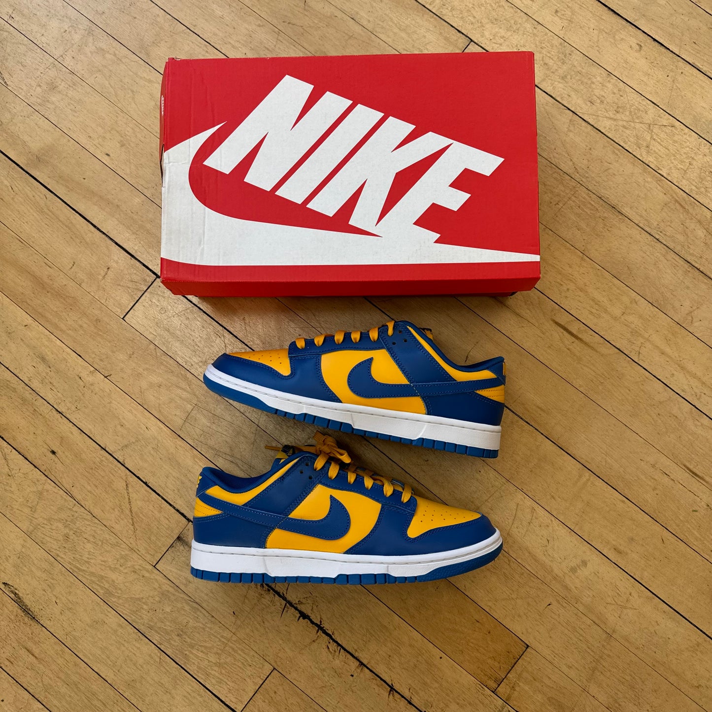 Nike Dunk Low UCLA Sz 9 (DS)