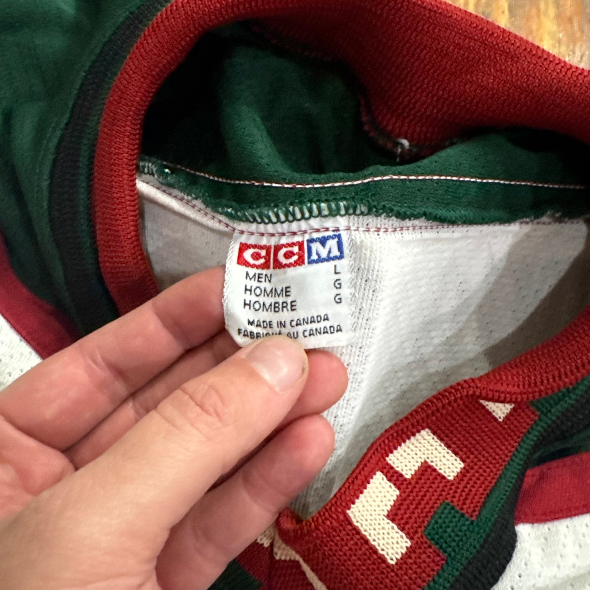 Vintage Eagles Hockey Jersey Sz L