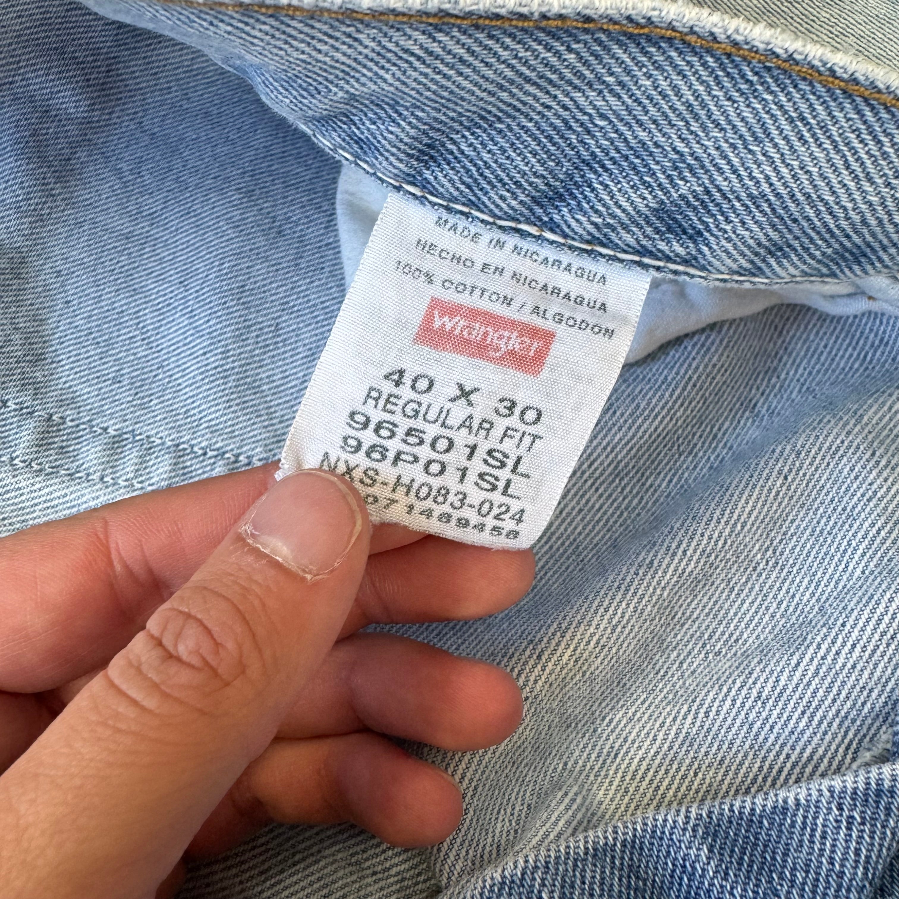 Vintage Light Wash Wrangler Denim Jeans Sz 40x30