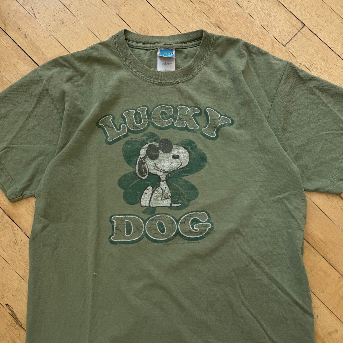 Y2K Lucky Dog Peanuts T-shirt Sz M