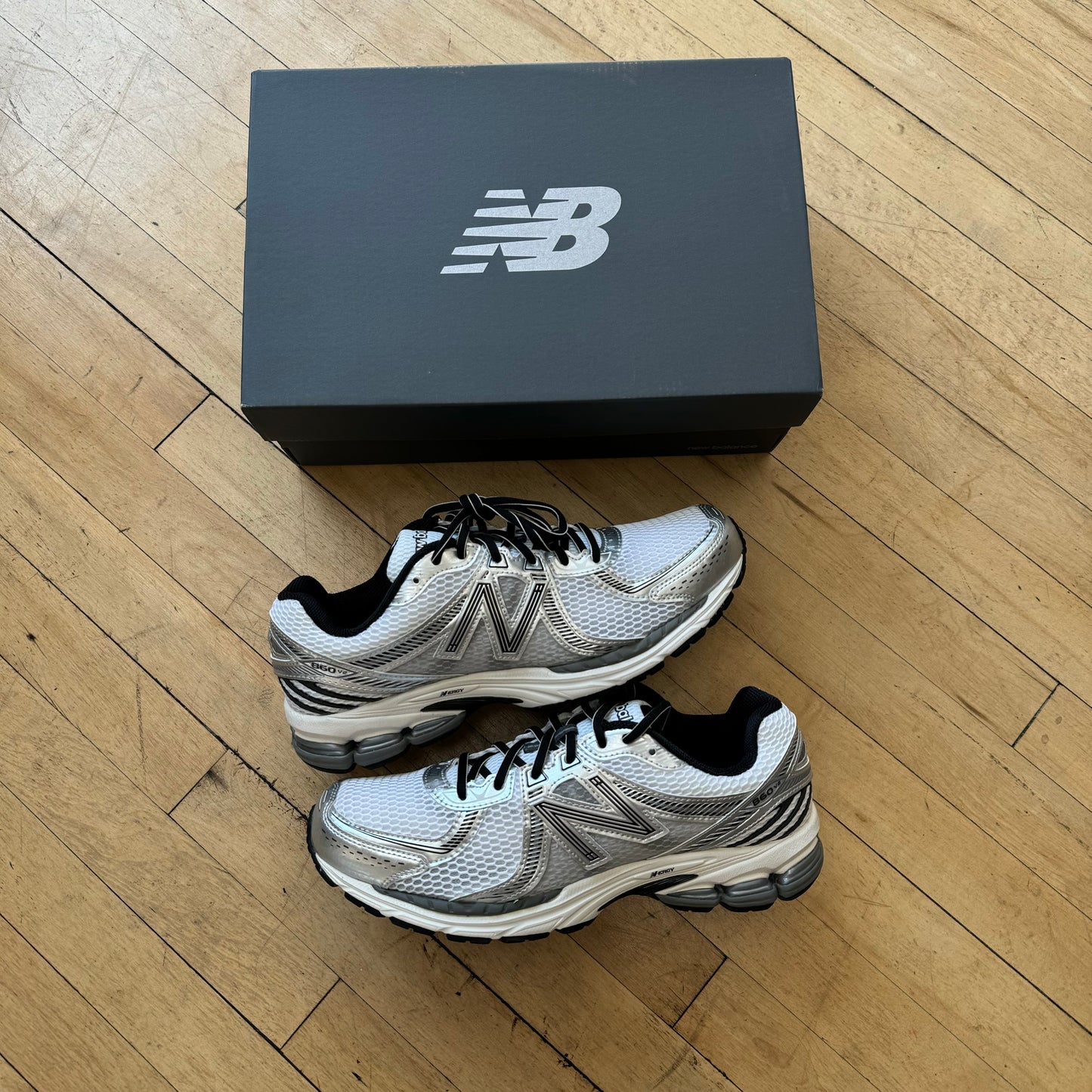 New Balance 860v2 Sz 11.5 (DS)