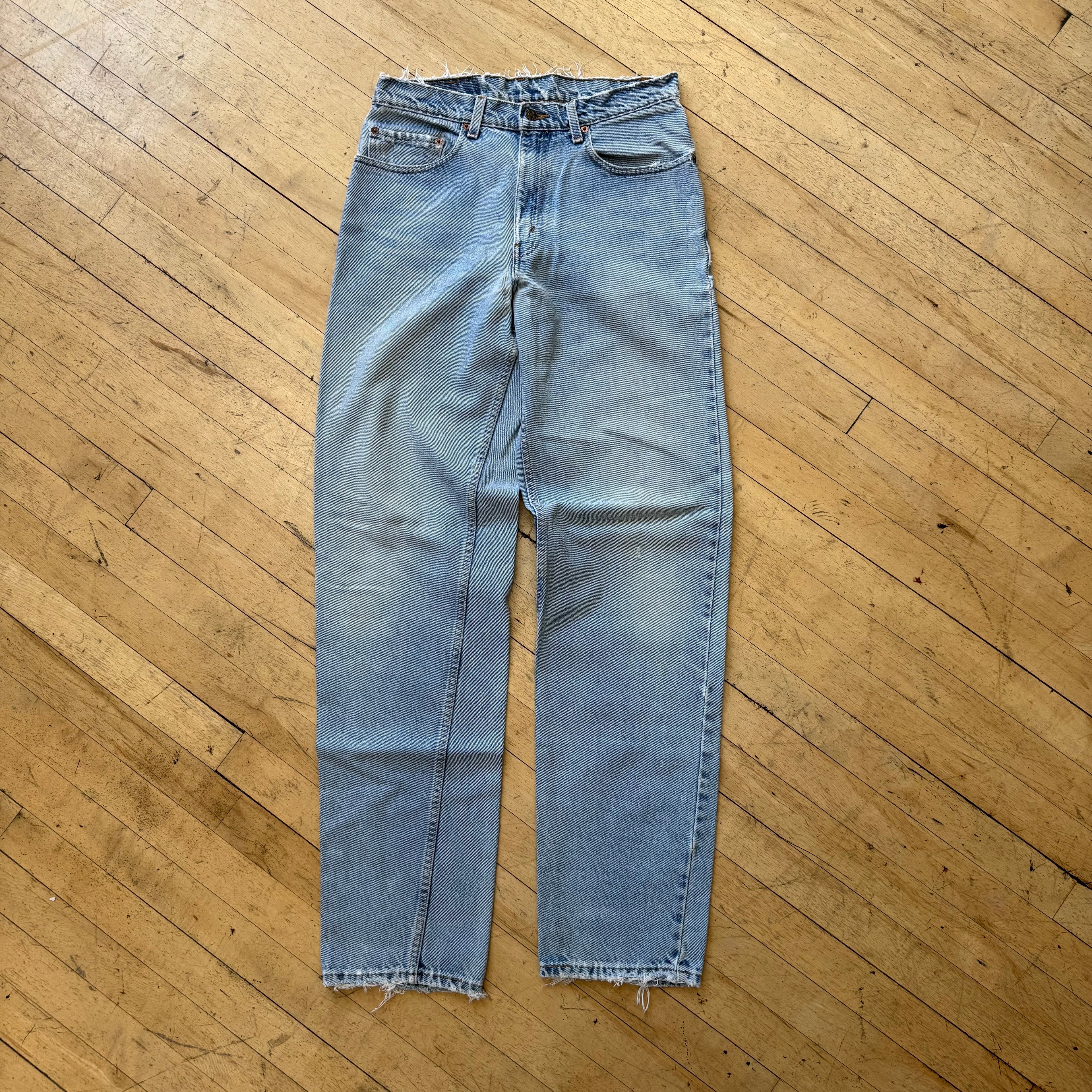Vintage Levi 550 Light Wash Jeans Sz 33x36