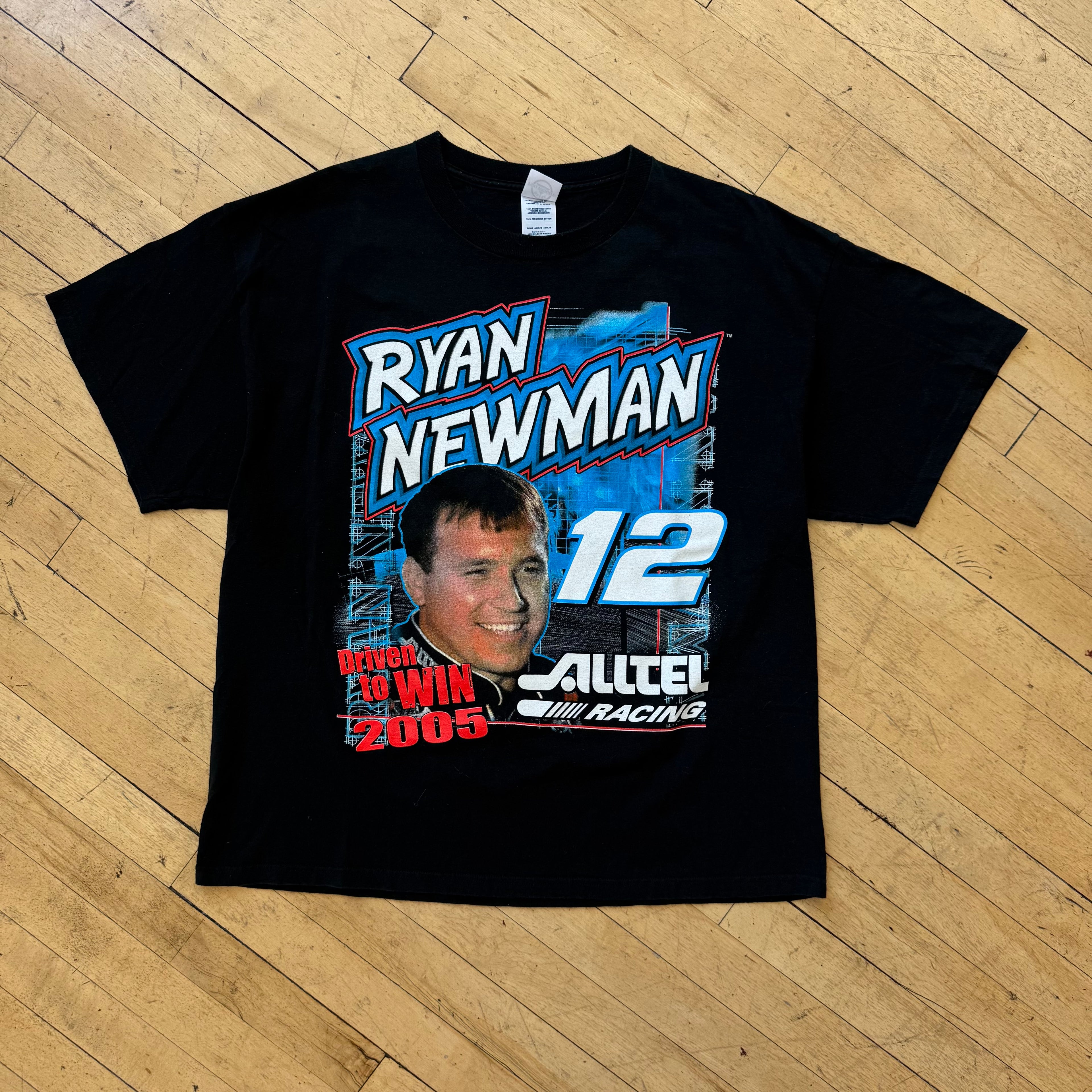 Y2K Ryan Newman Nascar T-shirt Sz XL