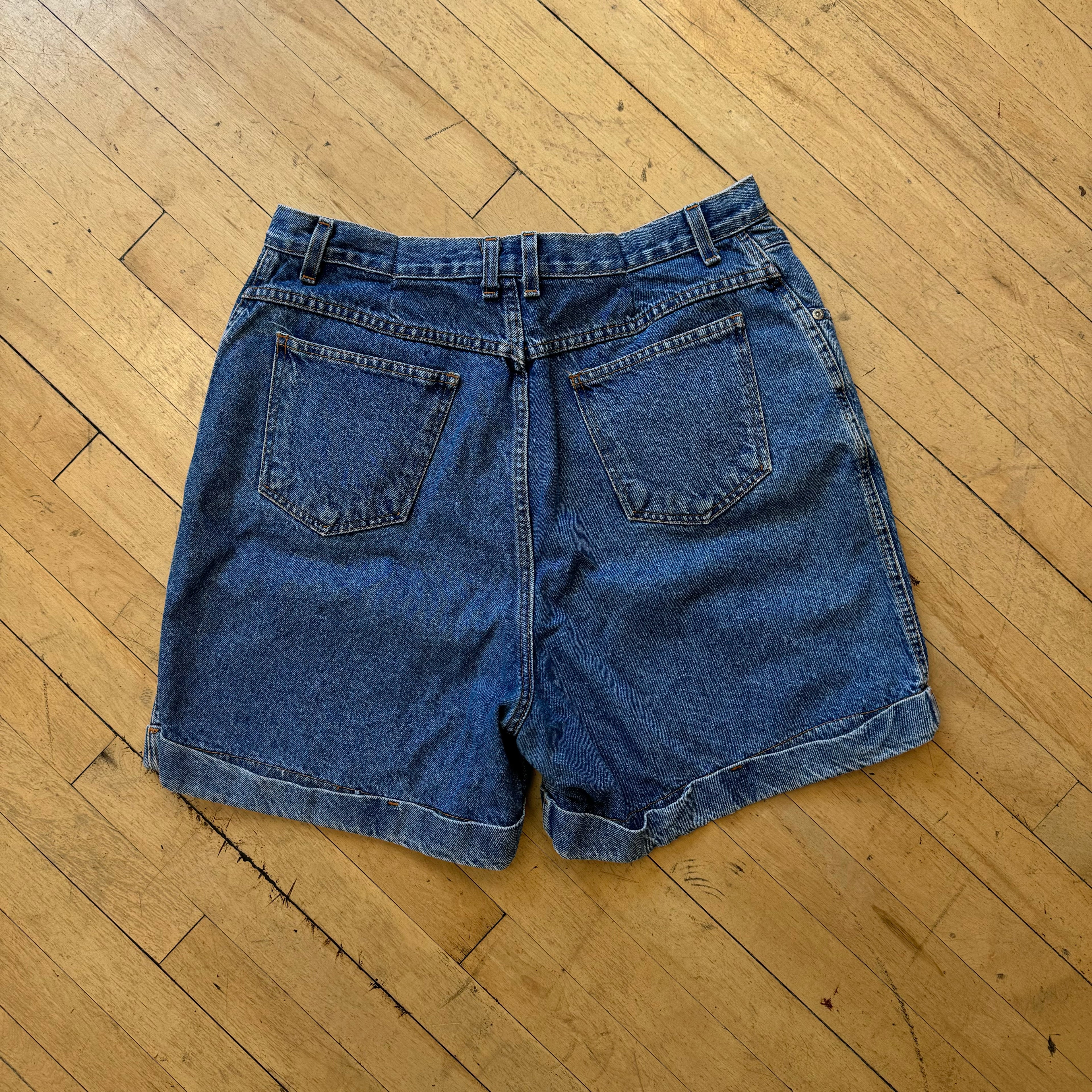 Vintage Women’s Denim Jean Shorts Sz 18