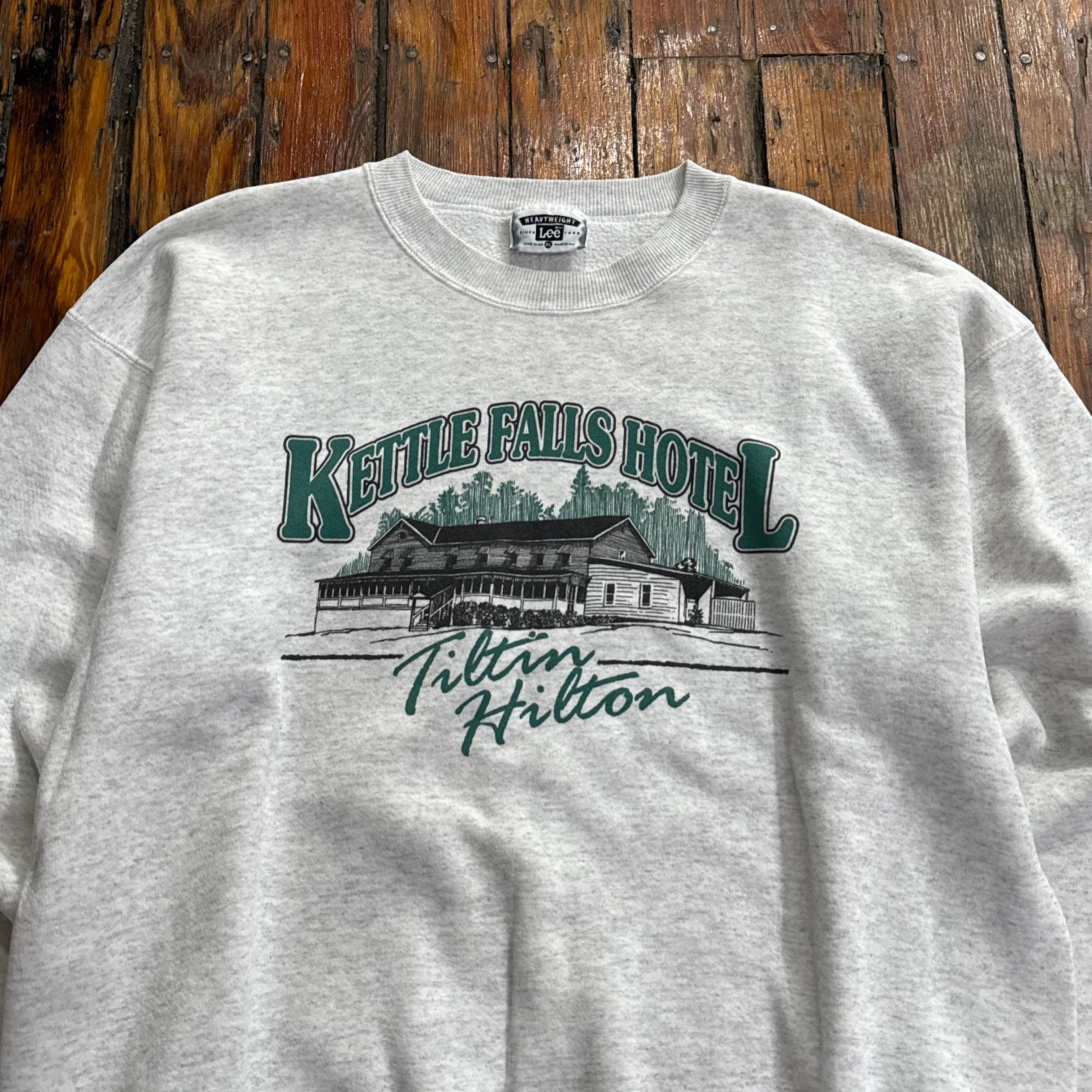 Vintage Kettle Falls Hotel CrewNeck Sz XL