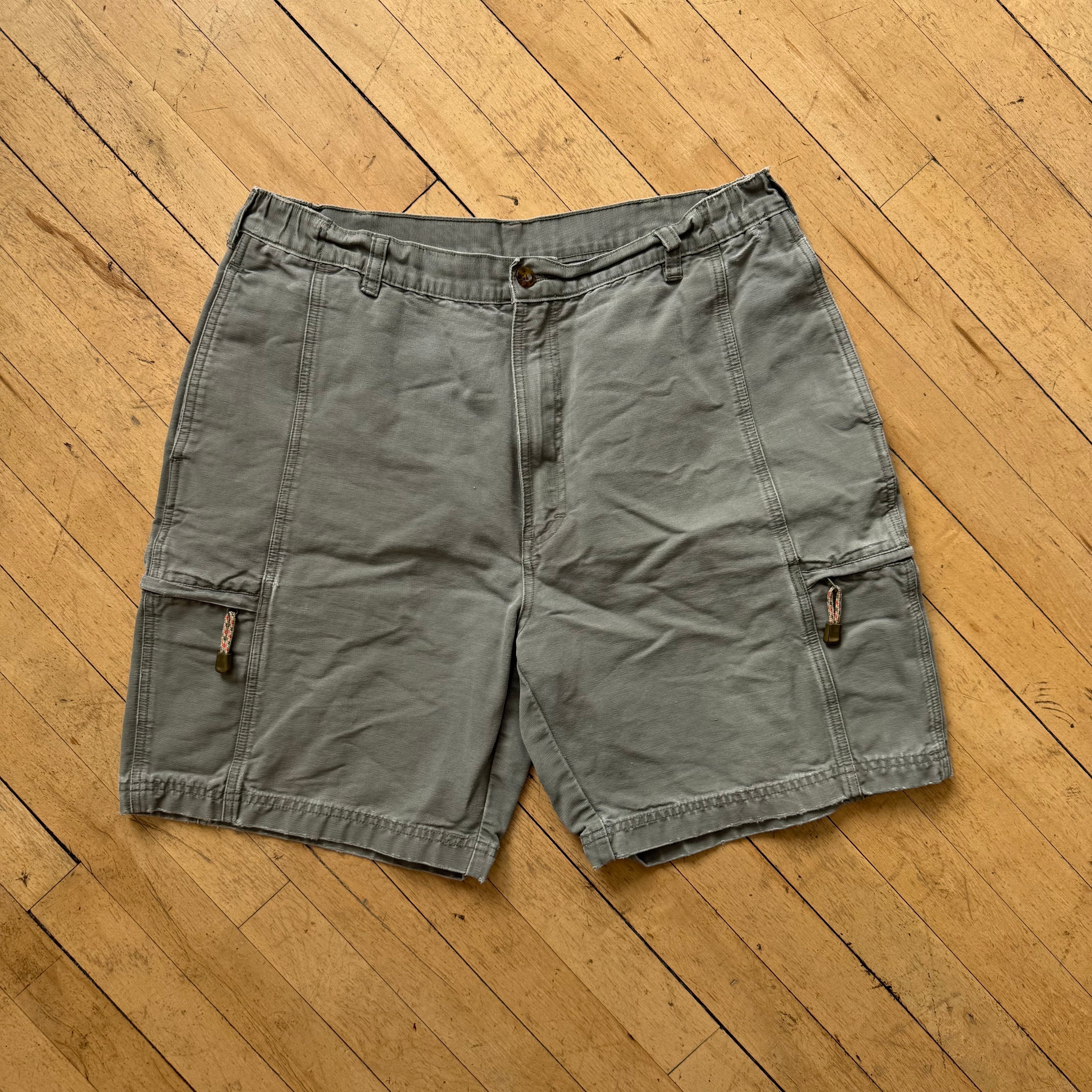 Vintage Woolrich Cargo Khaki Shorts Sz 36