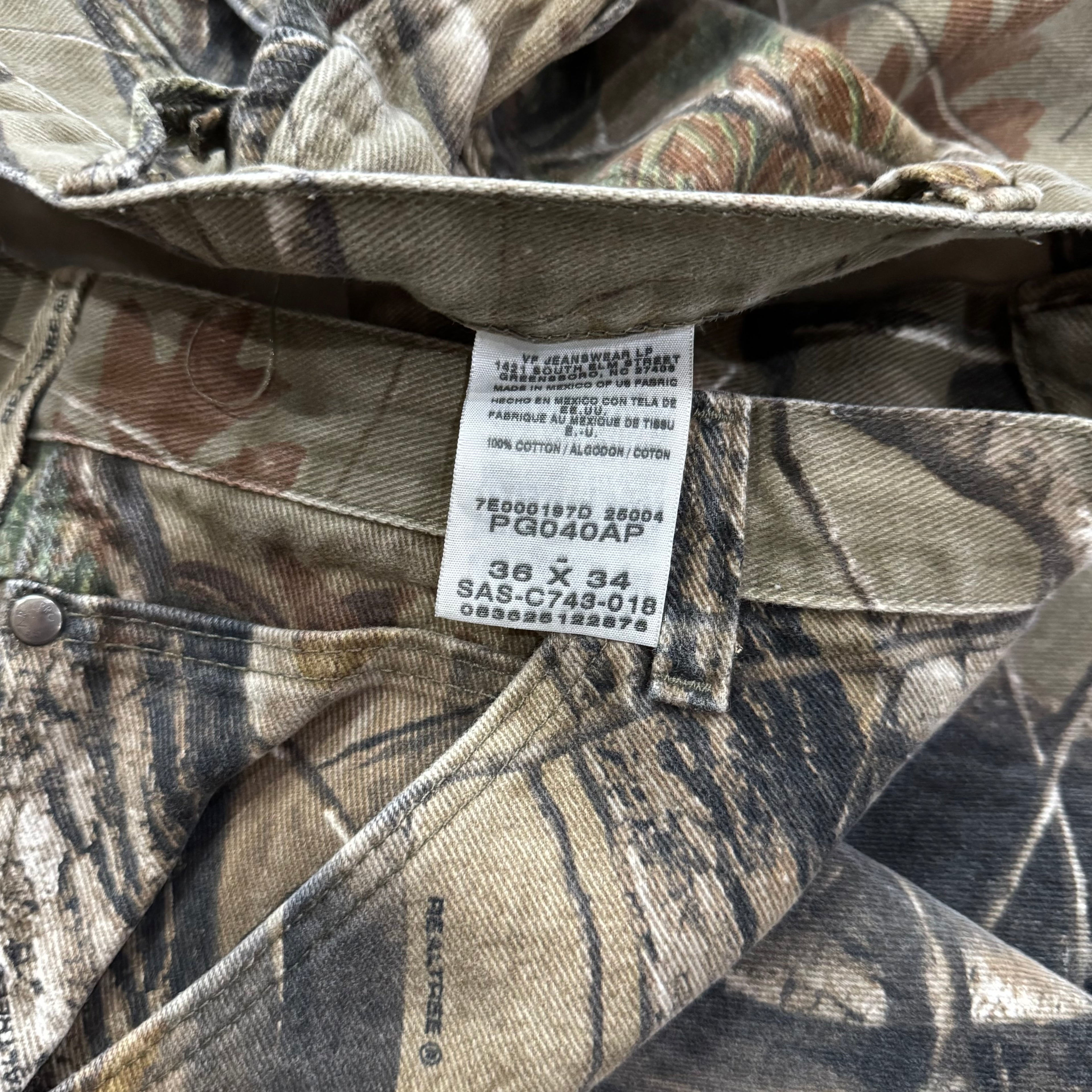 Vintage Wrangled Camo Denim Jeans Sz 36x34