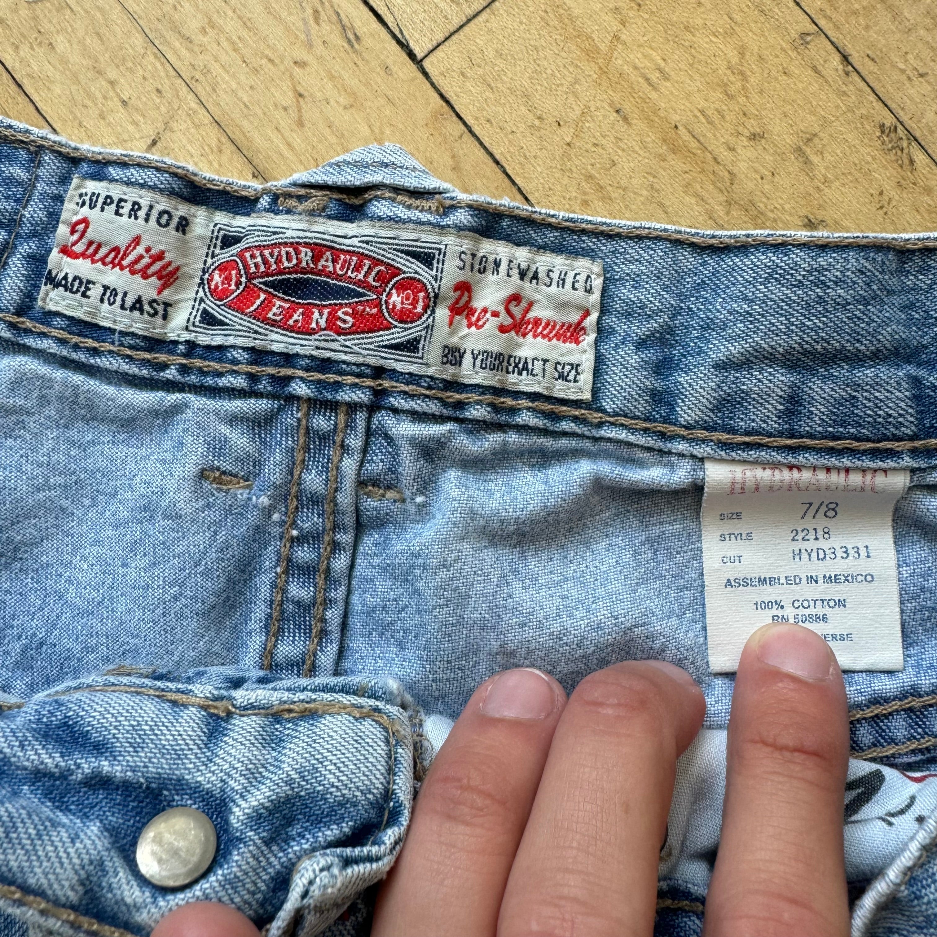 Vintage Women’s Hydraulic Denim Jean Shorts Sz 7/8