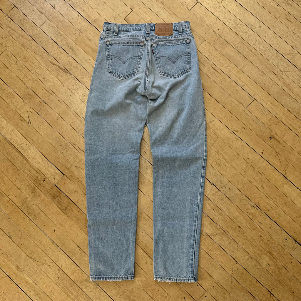 Vintage Levi 550 Light Wash Denim Jeans Sz 32x36