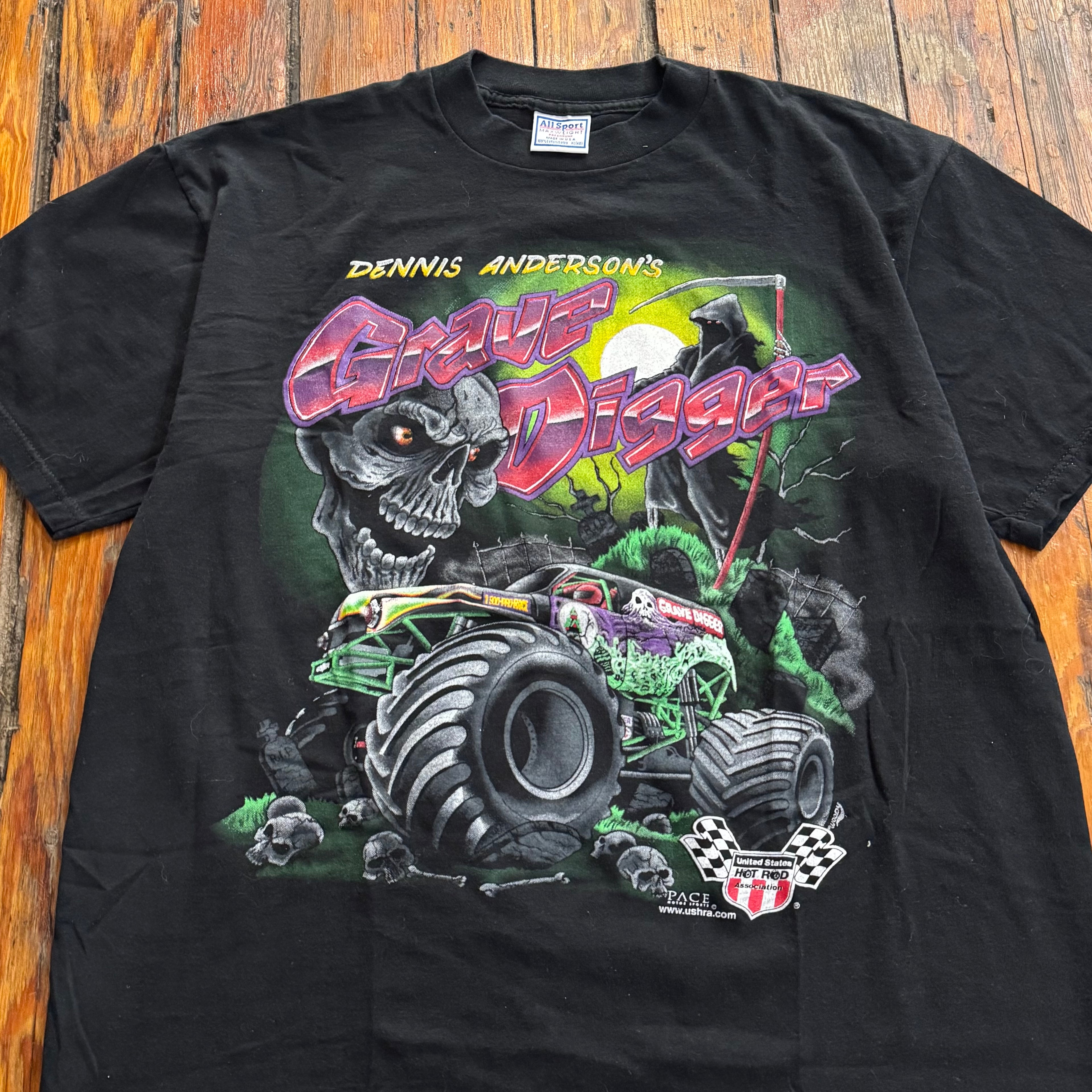 Vintage Grace Digger Monster Trucks T-shirt Sz XL