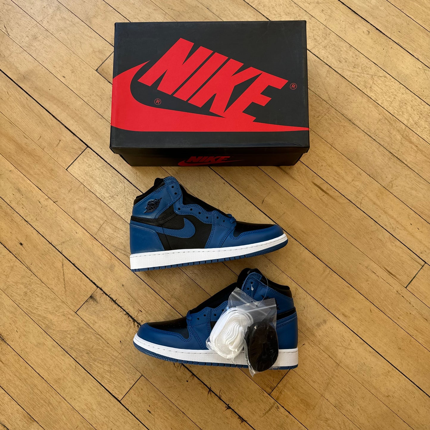 Jordan 1 High Marina Blue Sz 6y (DS)