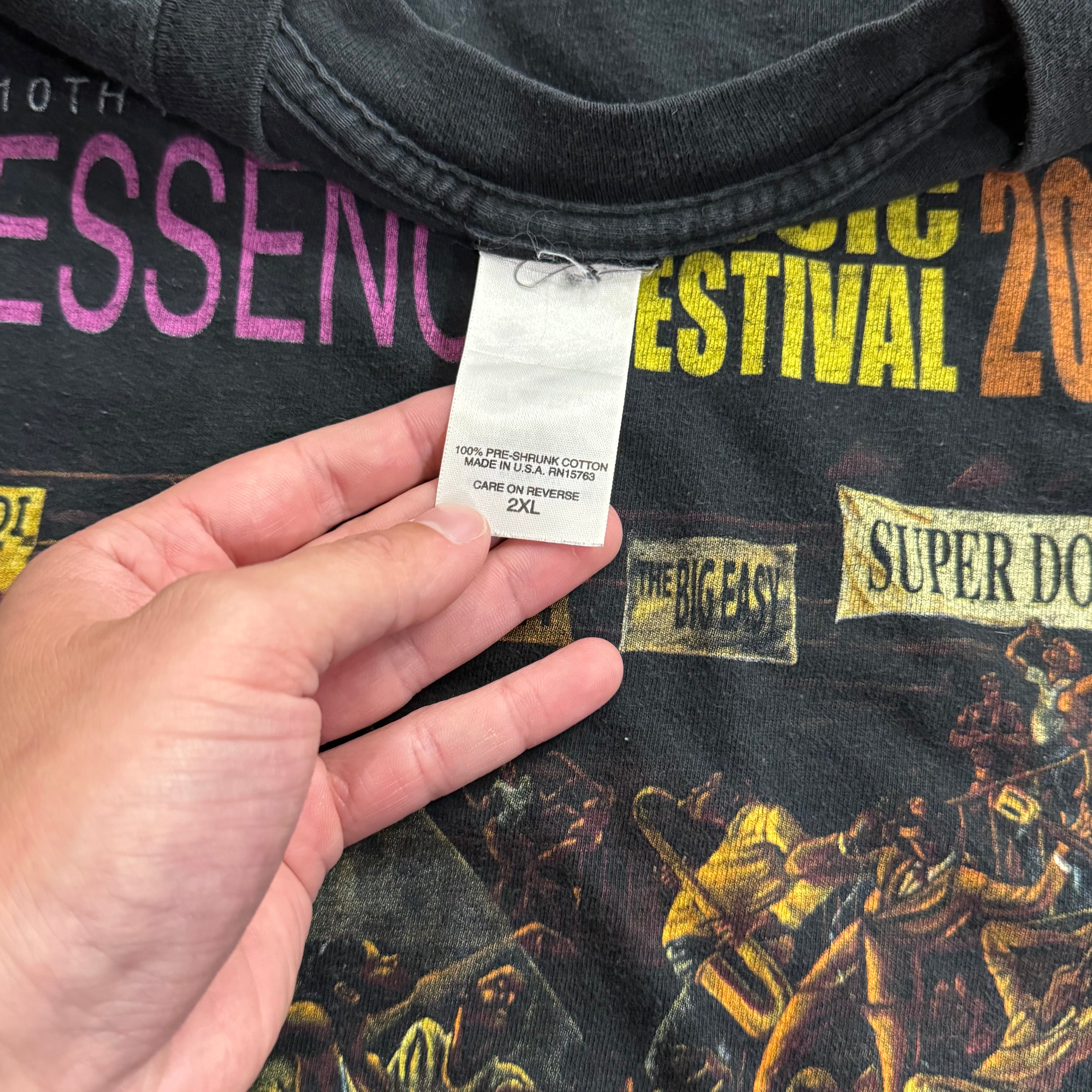 Vintage Essence Music Festival T-shirt Sz XXL