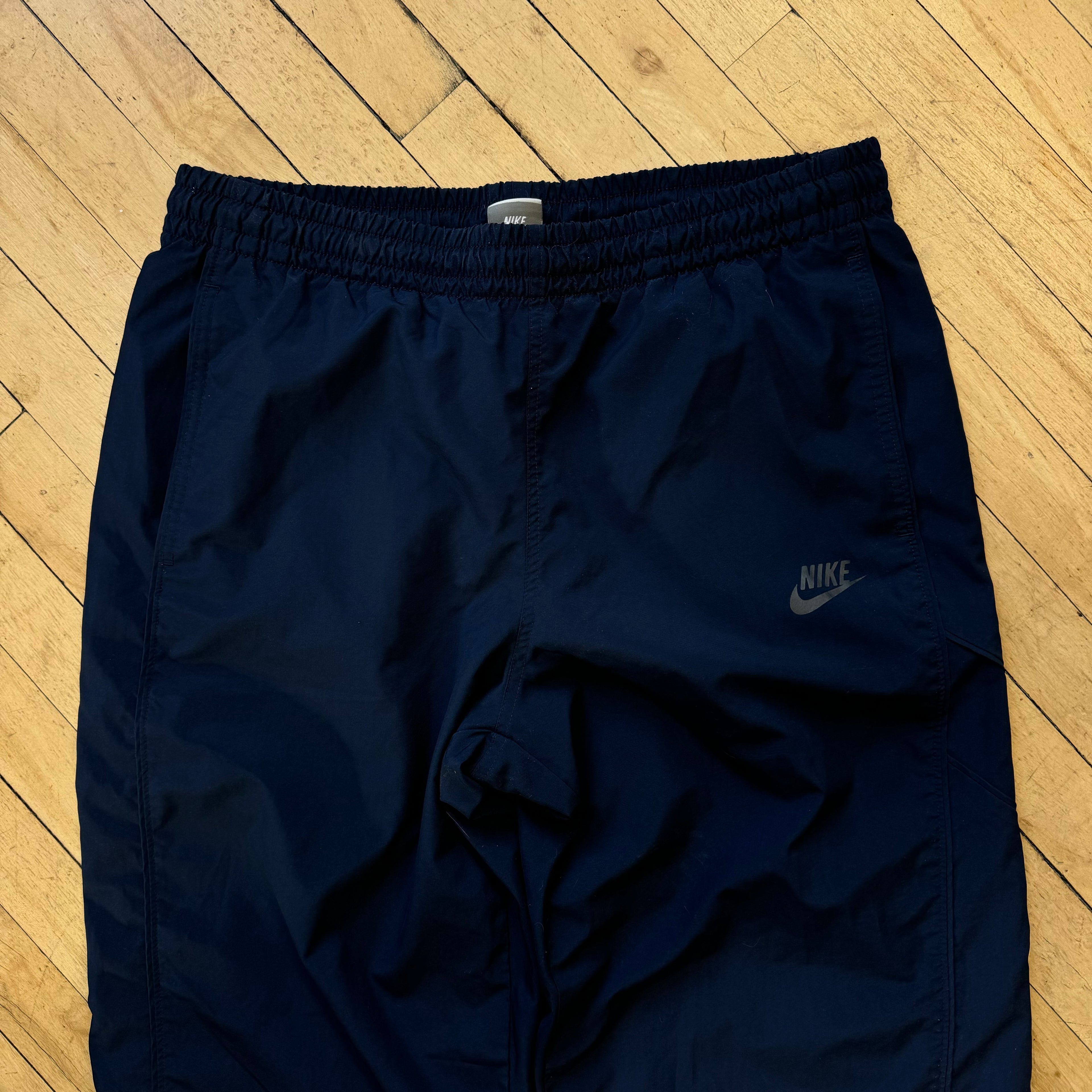 Vintage Navy Nike TrackPants Sz L